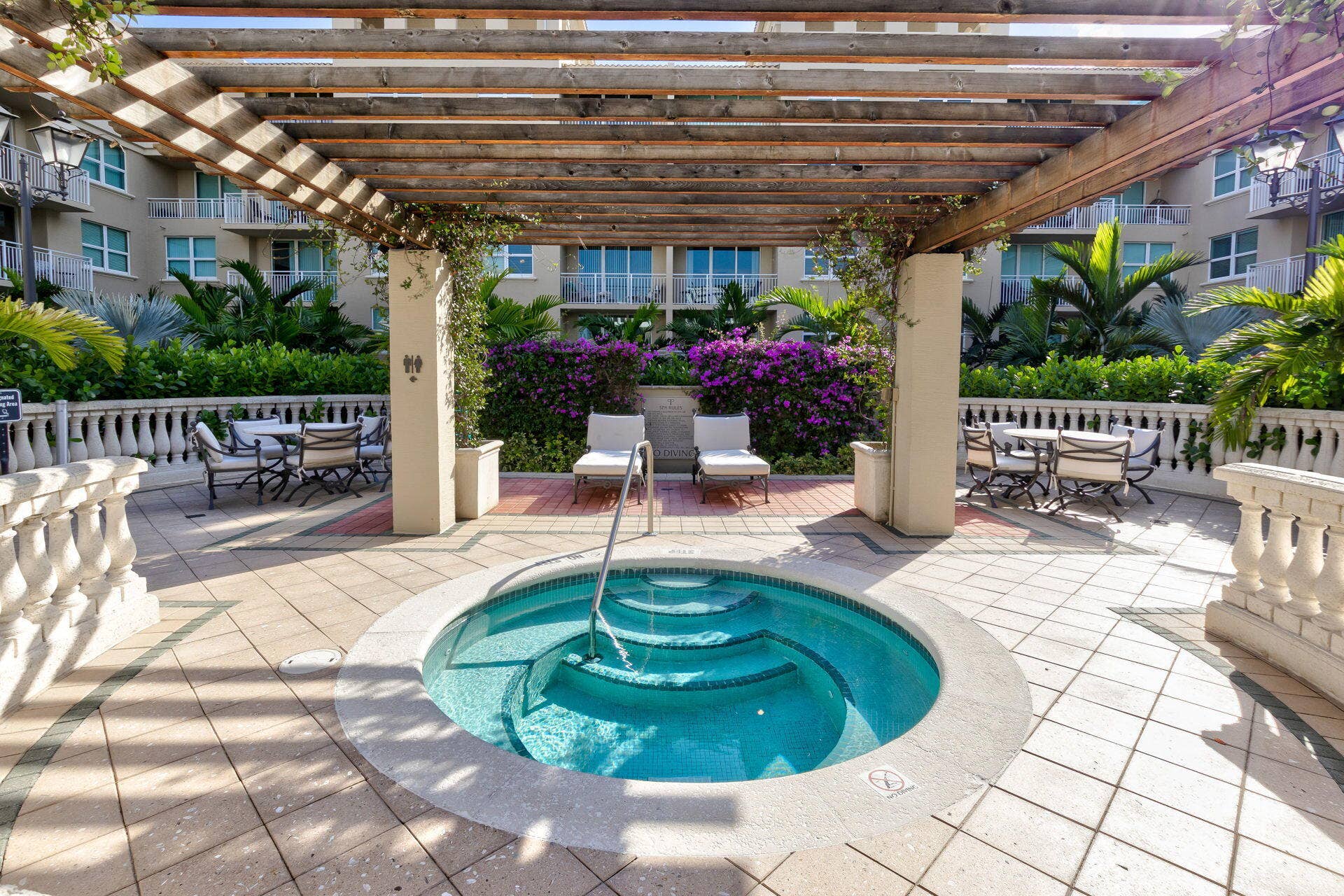 99 SE Mizner Boulevard, #Ph37, Boca Raton, FL 33432 Spa