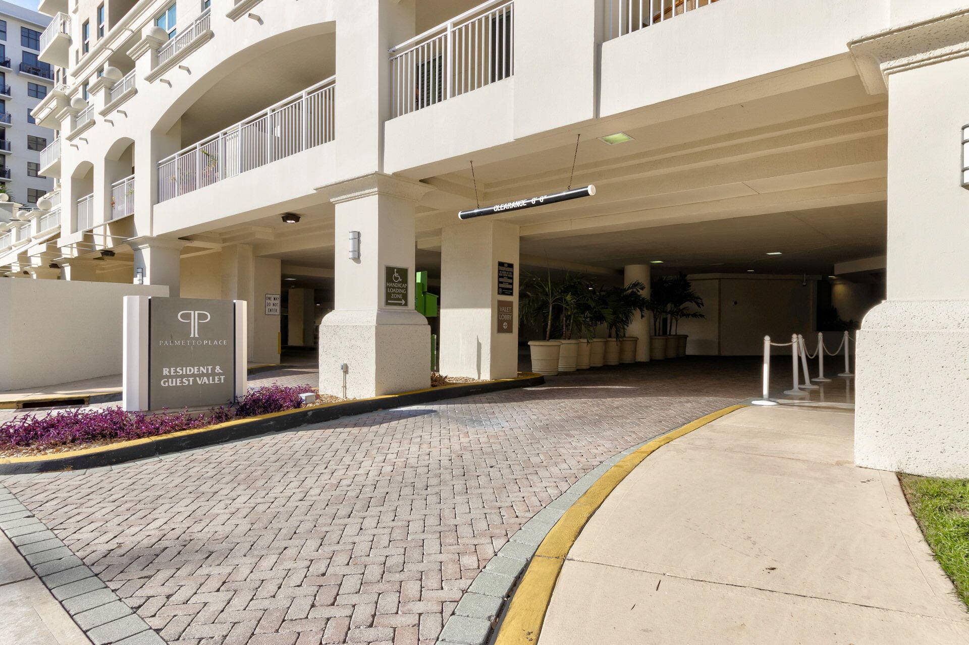 99 SE Mizner Boulevard, #Ph37, Boca Raton, FL 33432 Parking