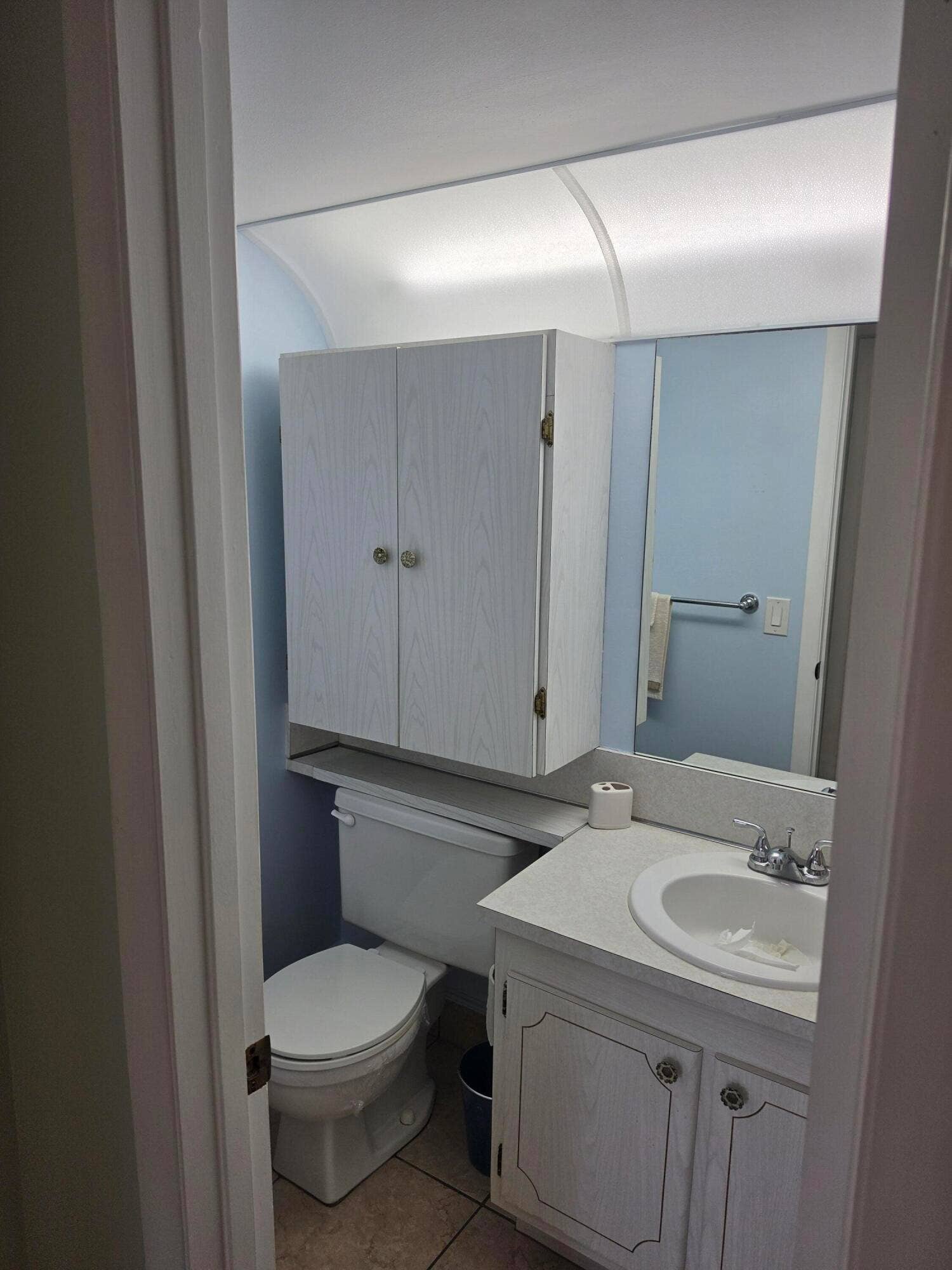 15 Markham A, #15, Deerfield Beach, Deerfield Beach, FL 33442 Bathroom