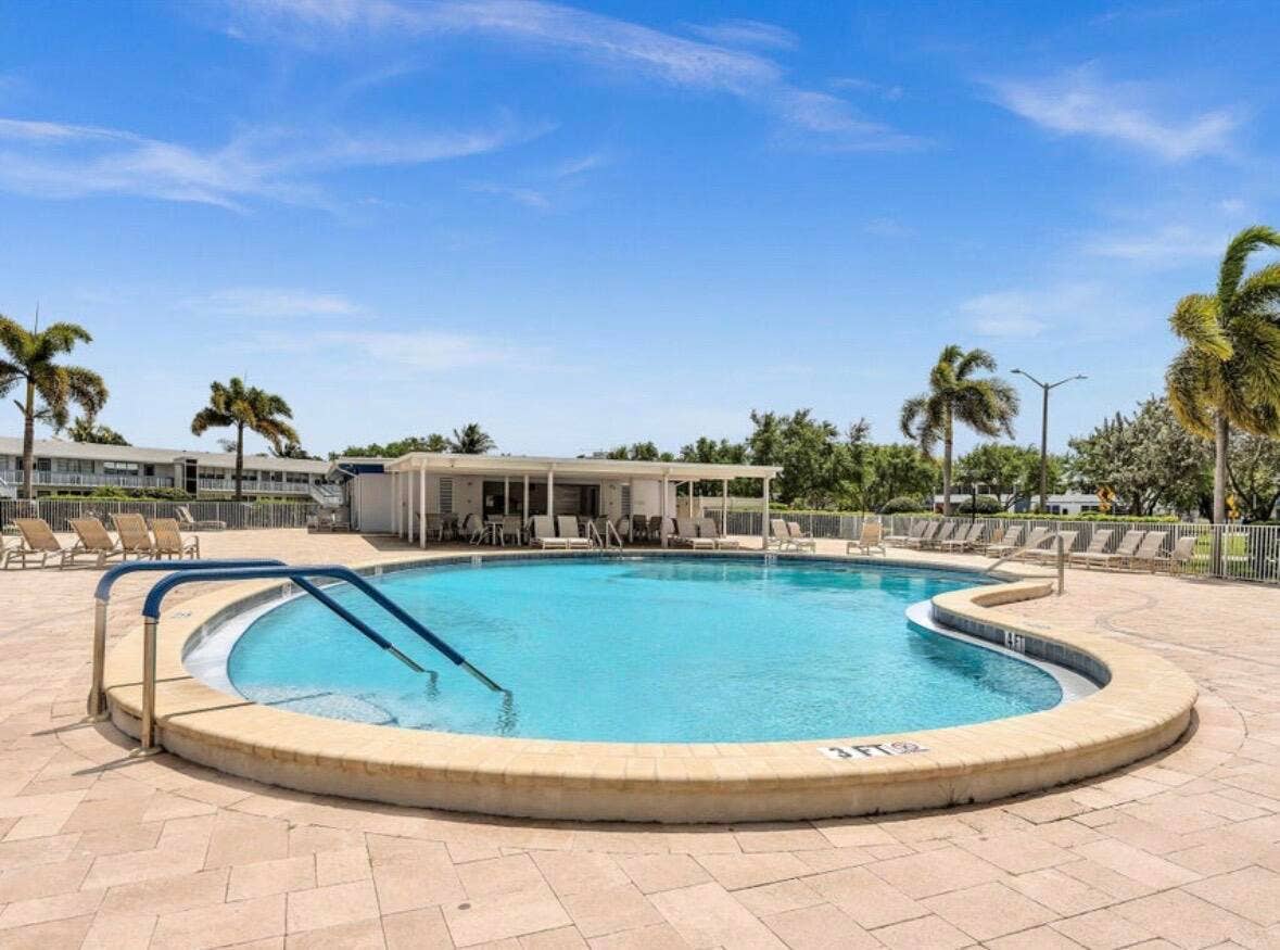 15 Markham A, #15, Deerfield Beach, Deerfield Beach, FL 33442 Amenities