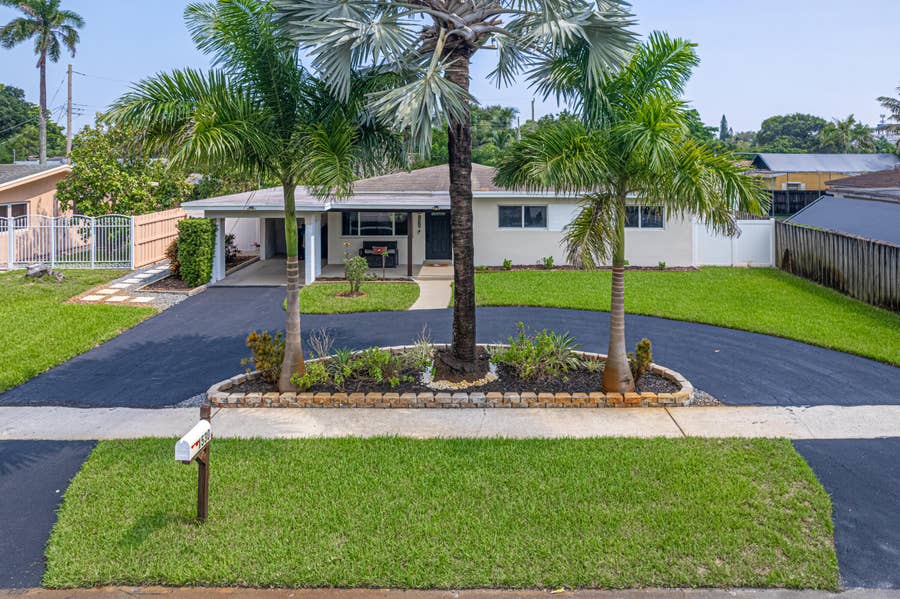 Property photo for 1530 SW 25TH Avenue, Fort Lauderdale, FL