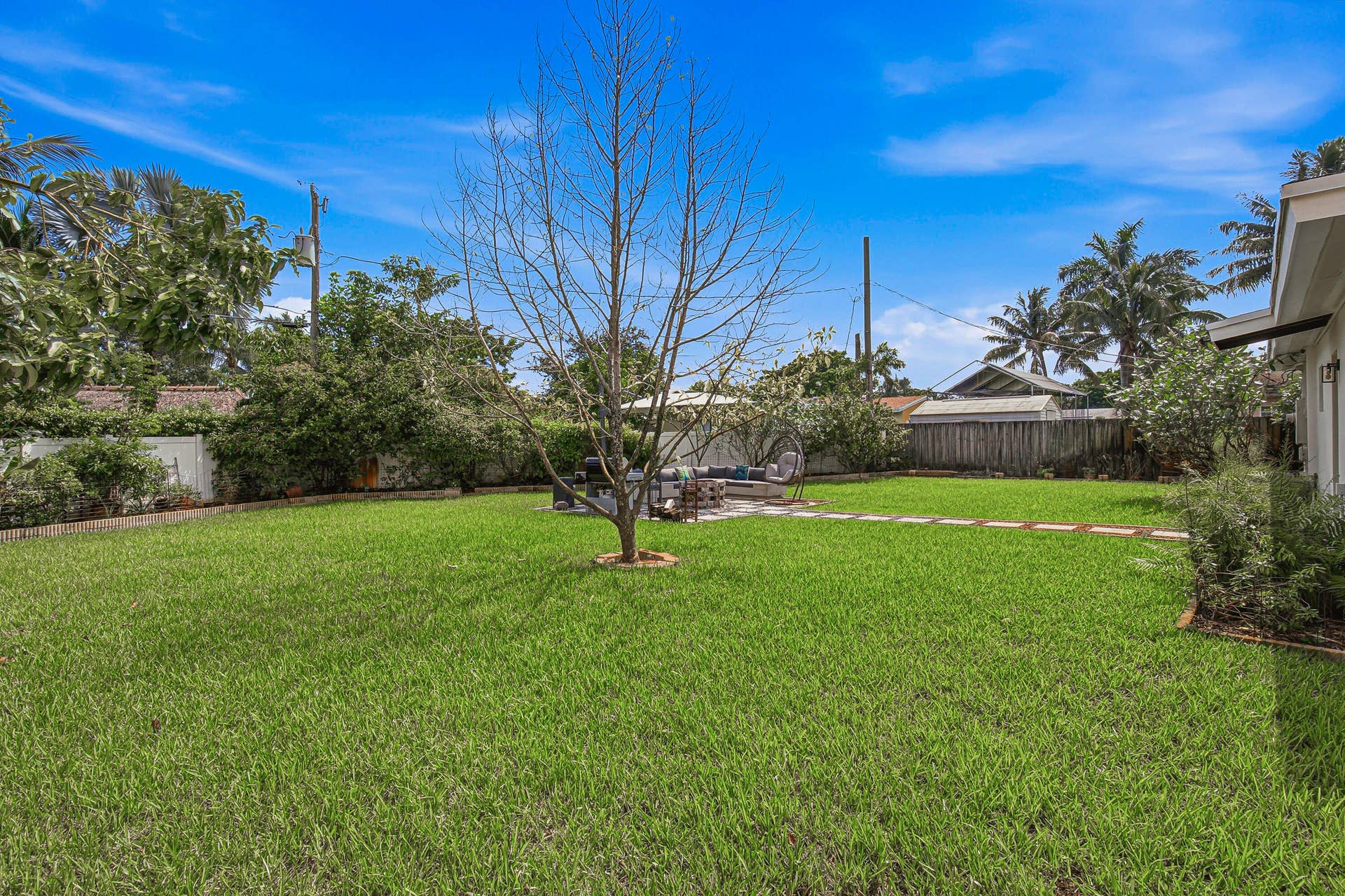 1530 SW 25TH Avenue, Fort Lauderdale, FL 33312 Rearb yard