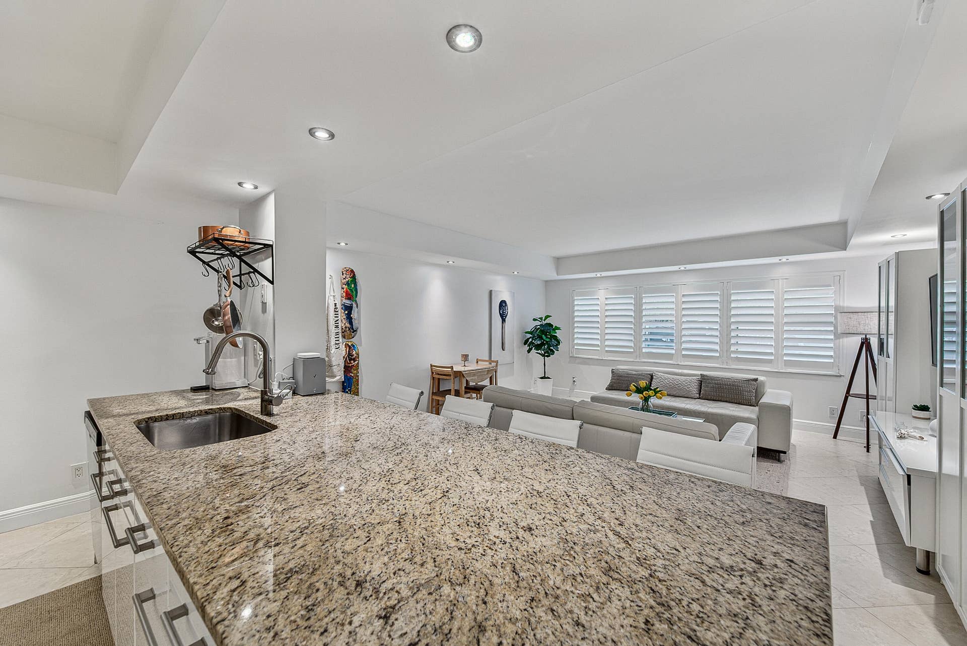 2900 NE 30th Street, #G1, Fort Lauderdale, FL 33306 castro-29