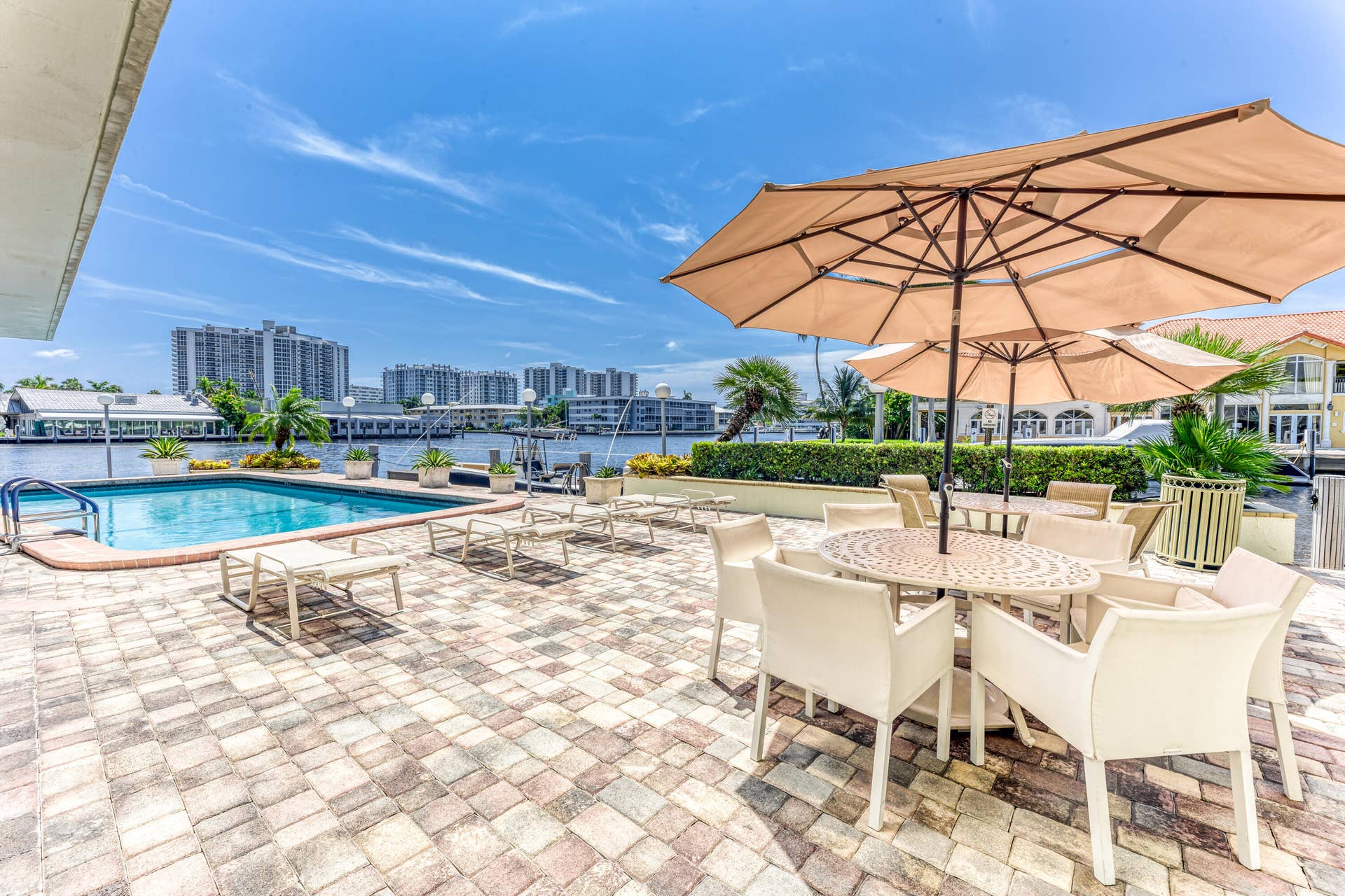 2900 NE 30th Street, #G1, Fort Lauderdale, FL 33306 lauderdale tower pool (1)
