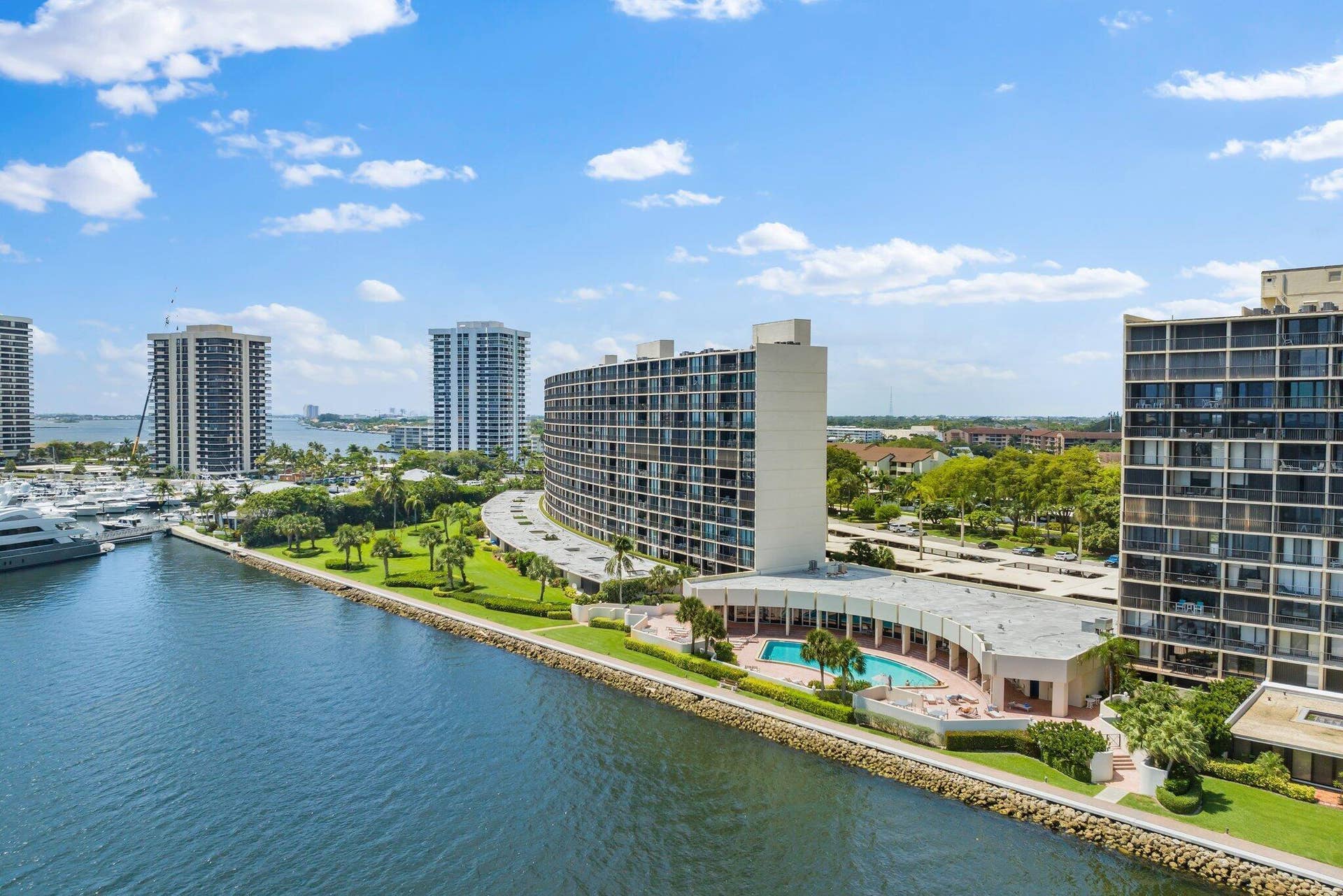 122 Lakeshore Drive, #G40, North Palm Beach, FL 33408 G40 AERIAL EAST - Copy