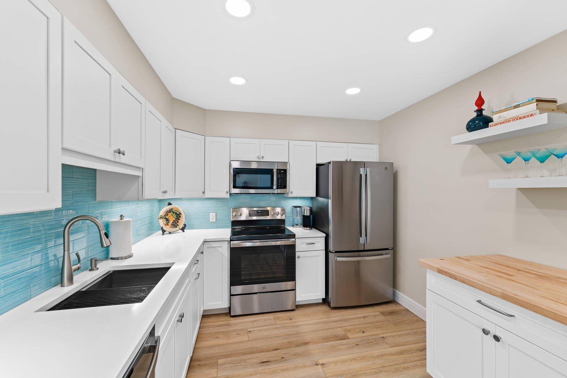 122 Lakeshore Drive, #G40, North Palm Beach, FL 33408 G40 KITCHEN 2 - Copy