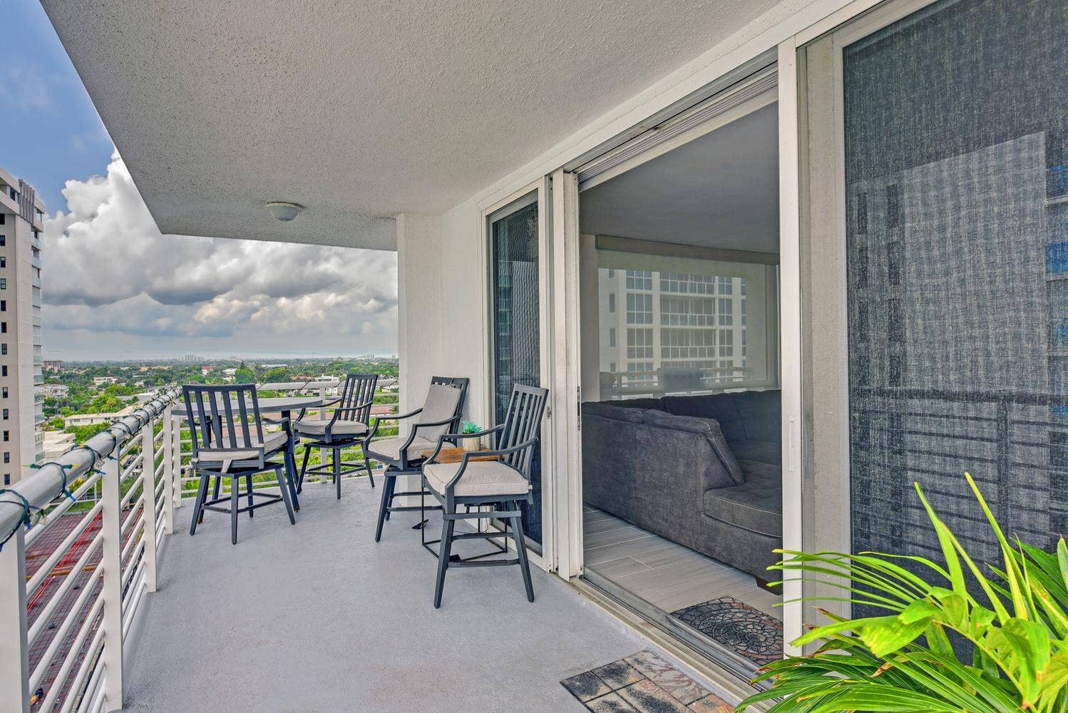 812 BRINY Avenue, #10C, Pompano Beach, Pompano Beach, FL 33062 011-007-1783163imageprocesse-1499x1000