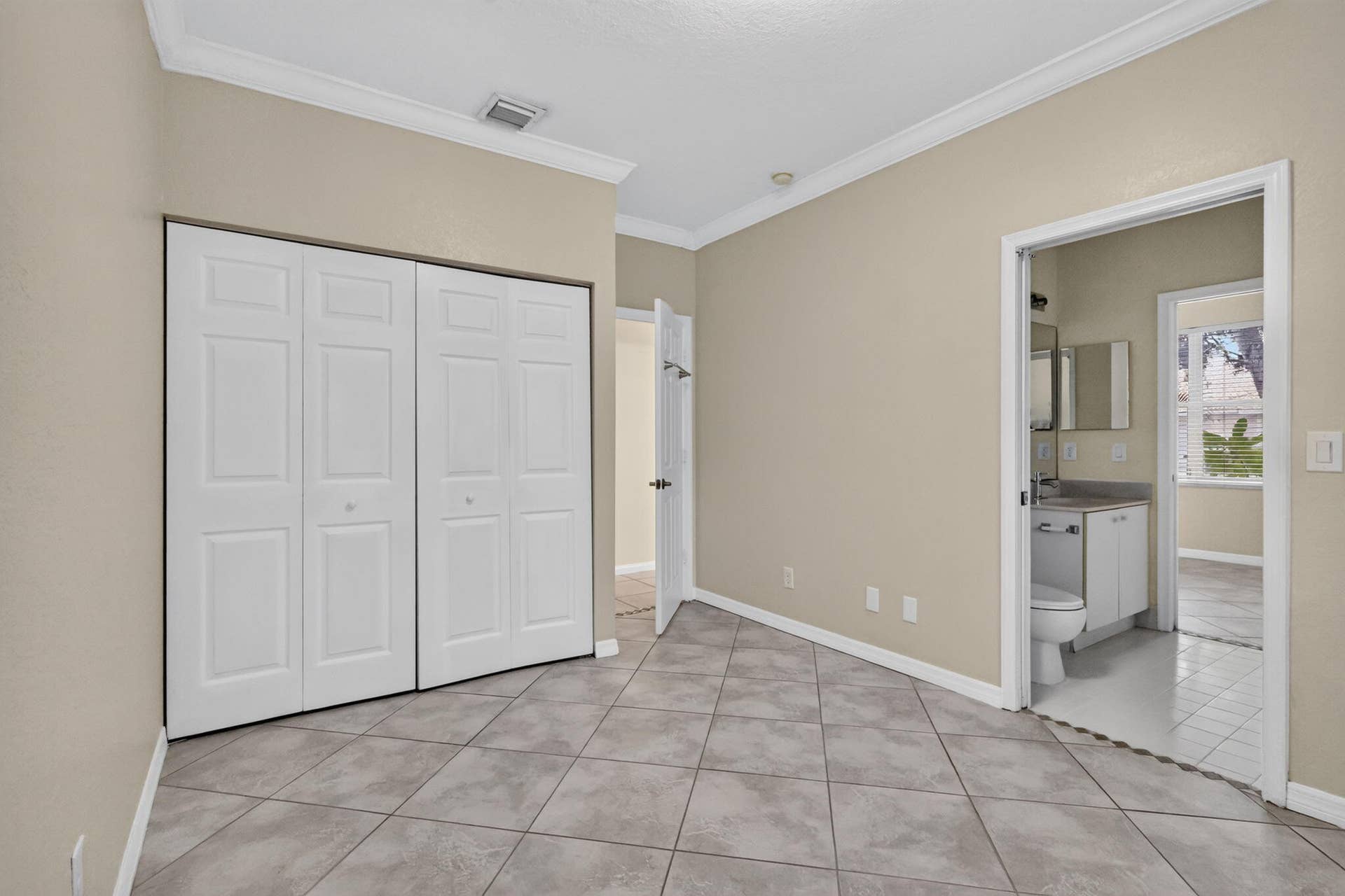 2521 S Coral Trace Circle, Delray Beach, FL 33445 Bedroom 2