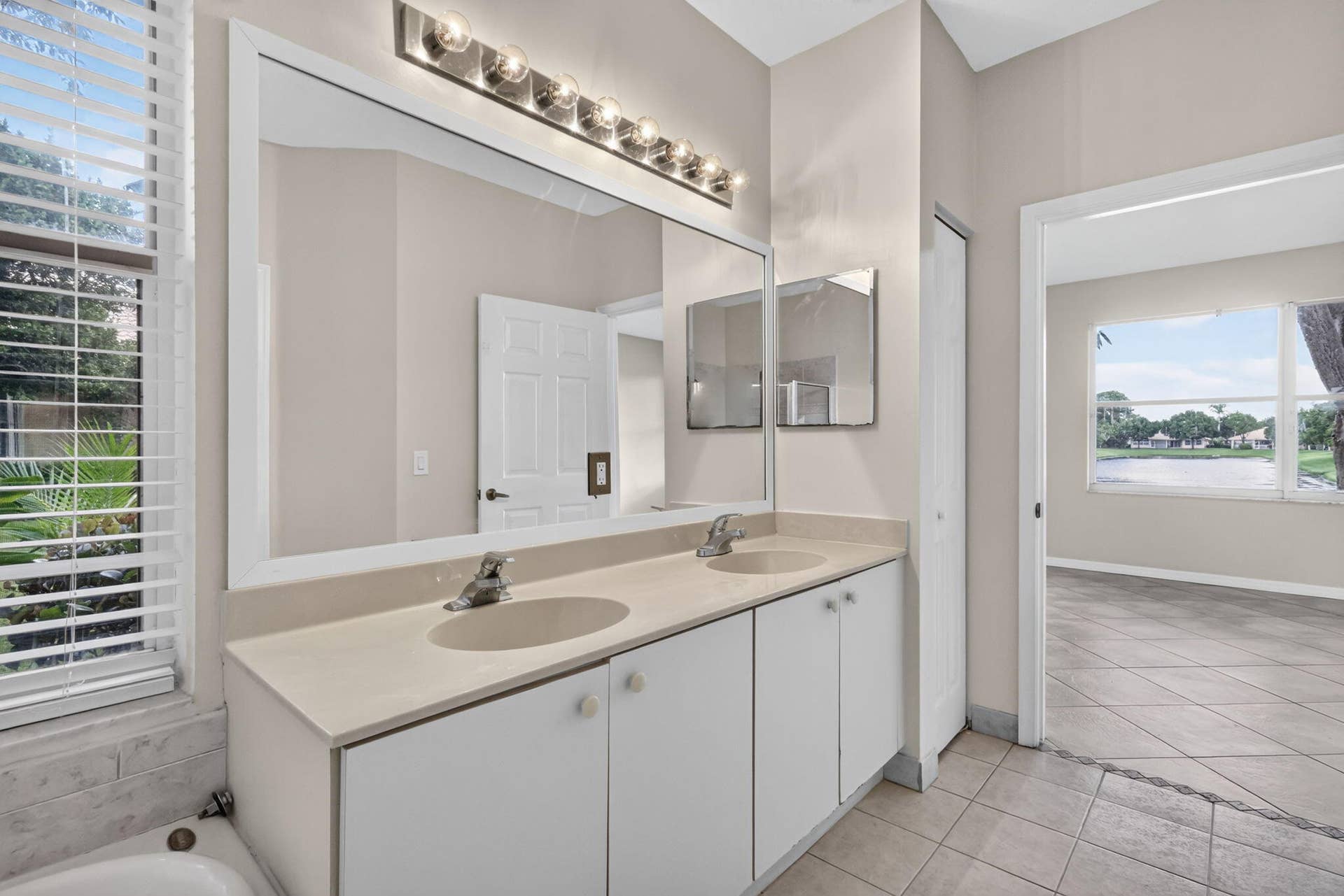 2521 S Coral Trace Circle, Delray Beach, FL 33445 Dual sink vanity