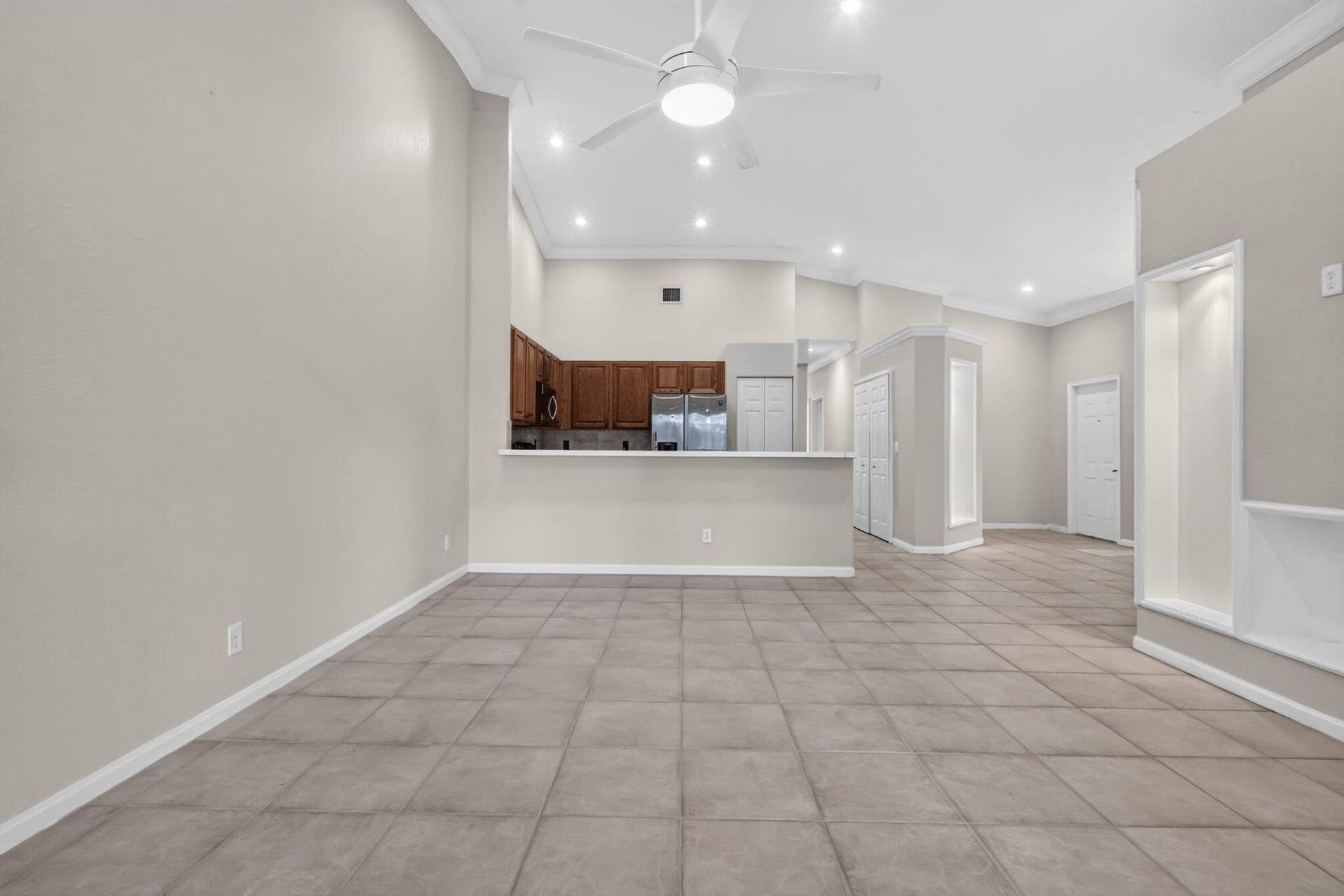 2521 S Coral Trace Circle, Delray Beach, FL 33445 Living Area