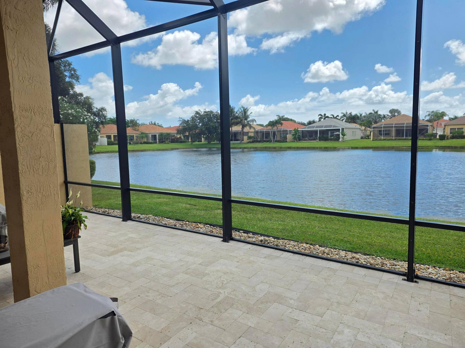 Screened patio Lakefront