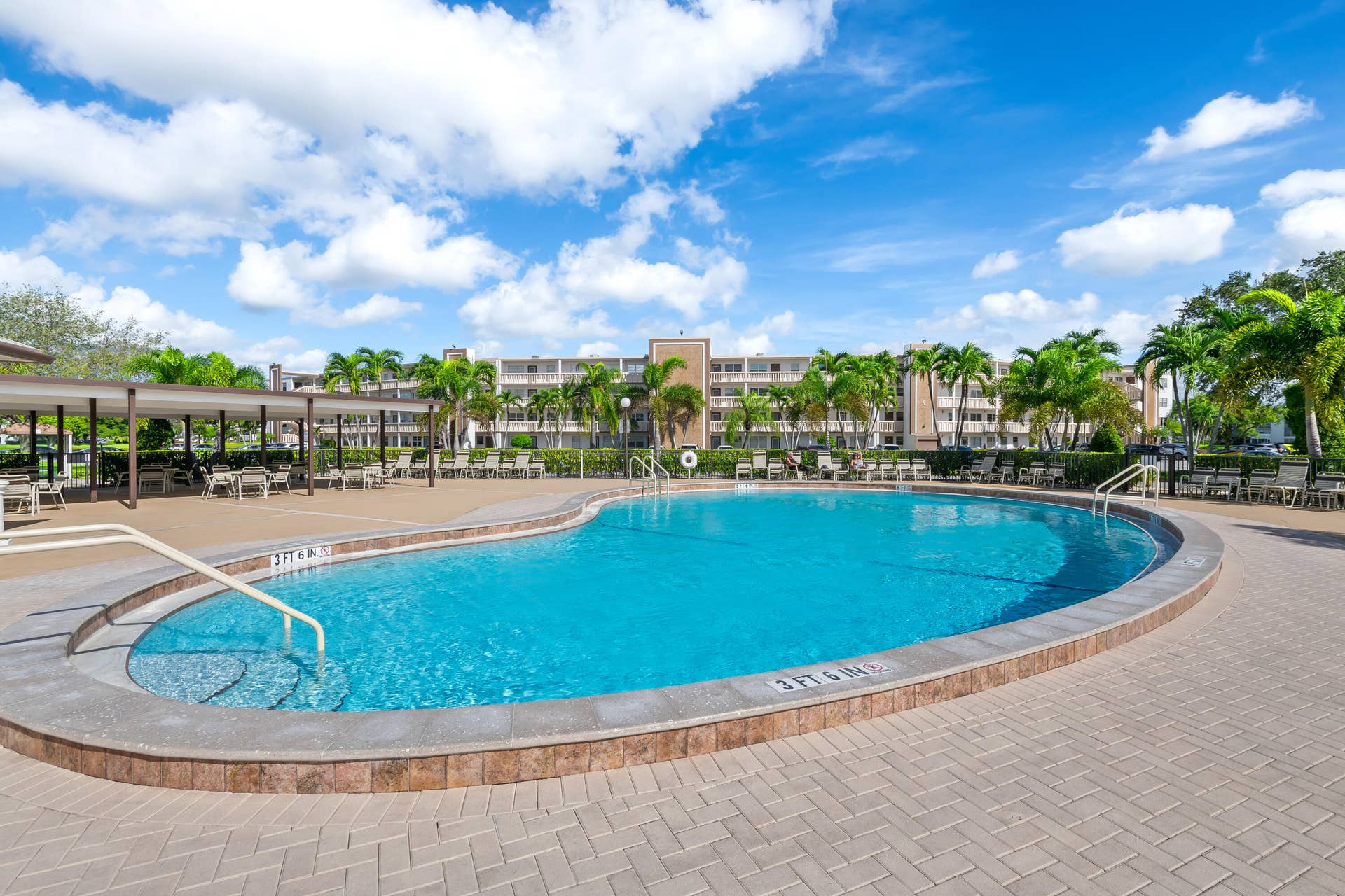 2025 GUILDFORD B, Boca Raton, FL 33434 DSC_8554