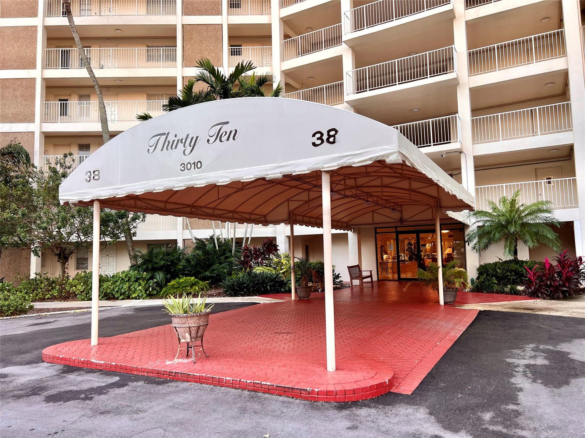 3010 N COURSE Drive, #511, Pompano Beach, Pompano Beach, FL 33069 Photo 3