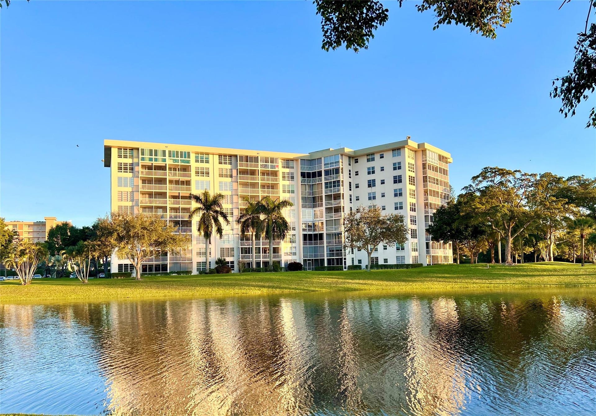 3010 N COURSE Drive, #511, Pompano Beach, Pompano Beach, FL 33069 Photo 1