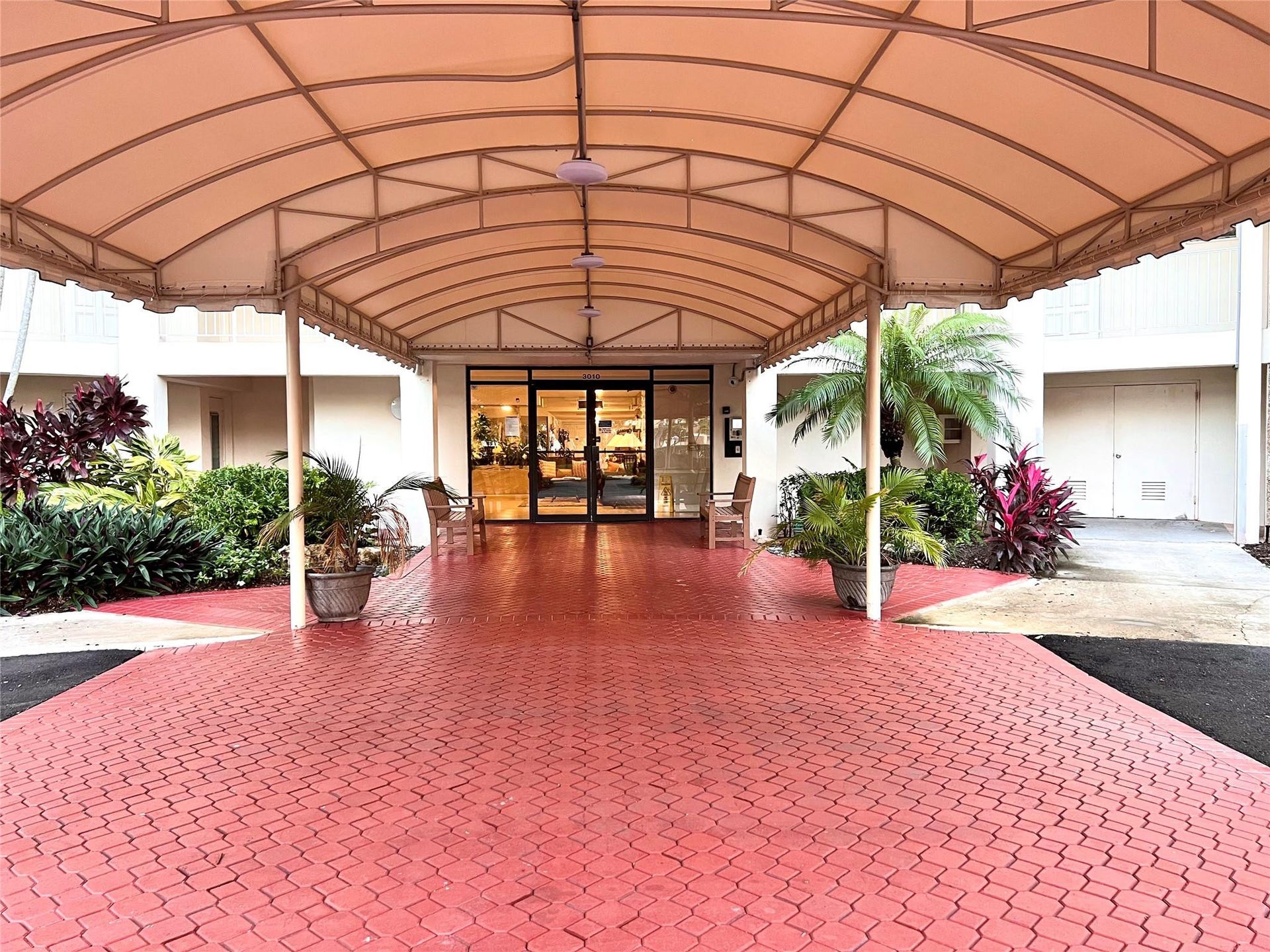 3010 N COURSE Drive, #511, Pompano Beach, Pompano Beach, FL 33069 Photo 4