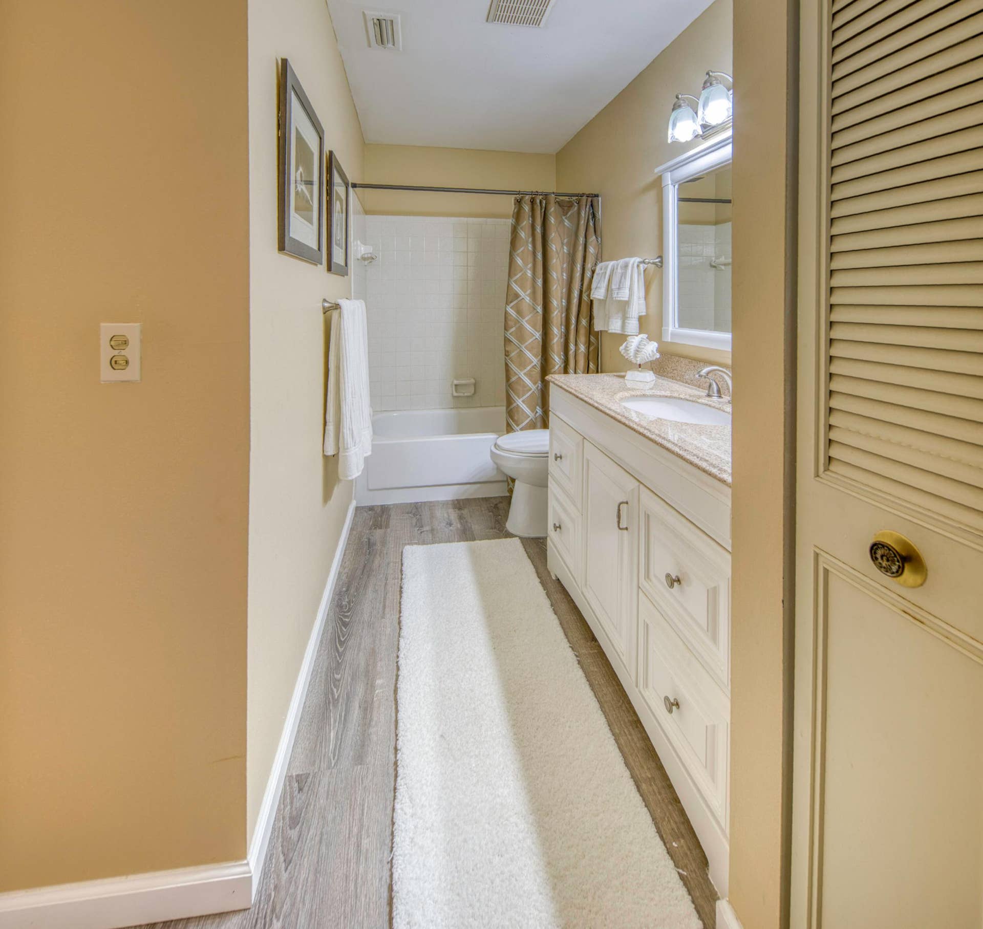 3526 LA PALMAS Court, #D-2, Greenacres, FL 33463 4R7A3511_hdr_panorama