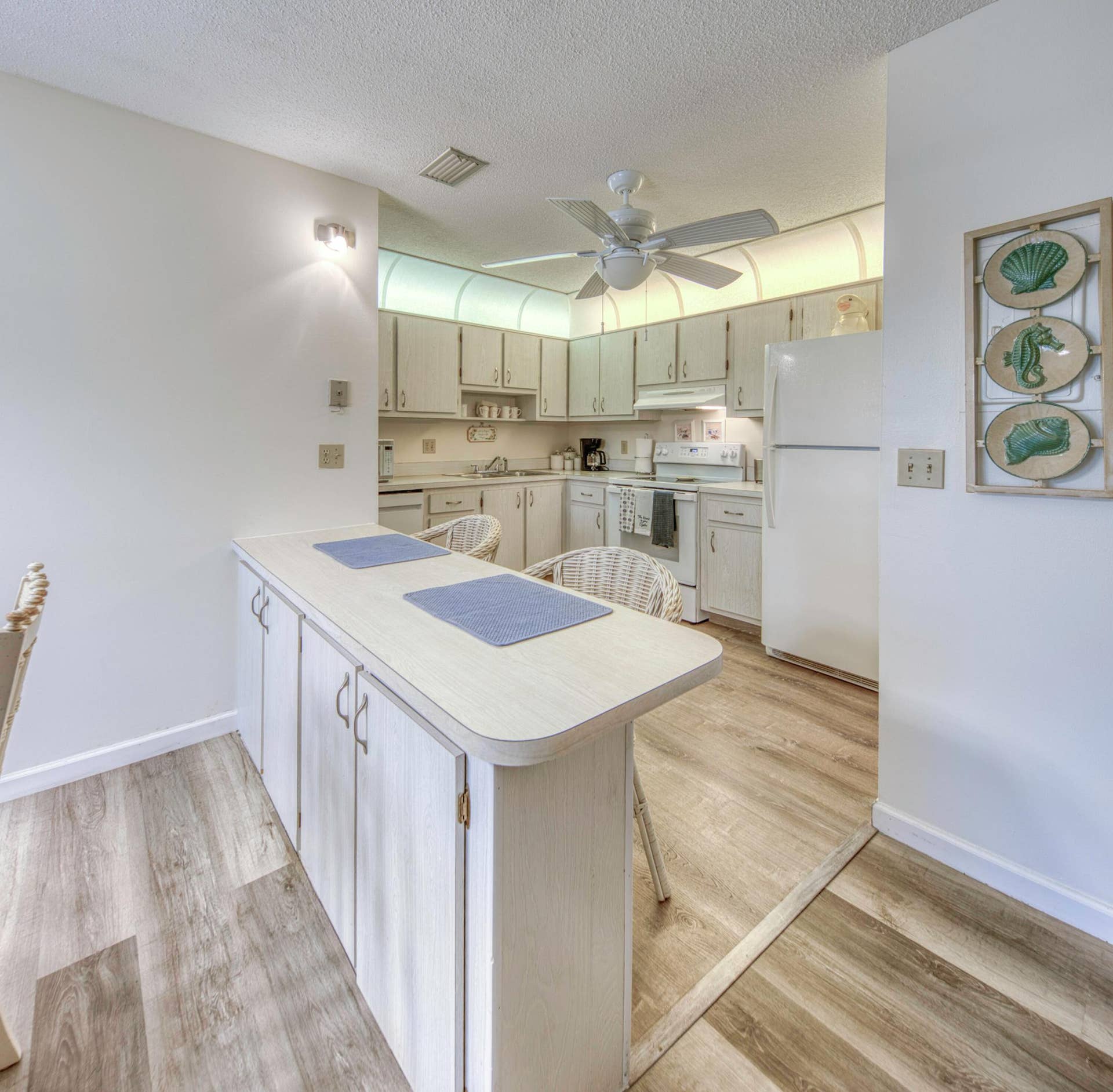 3526 LA PALMAS Court, #D-2, Greenacres, FL 33463 4R7A3385_hdr_panorama