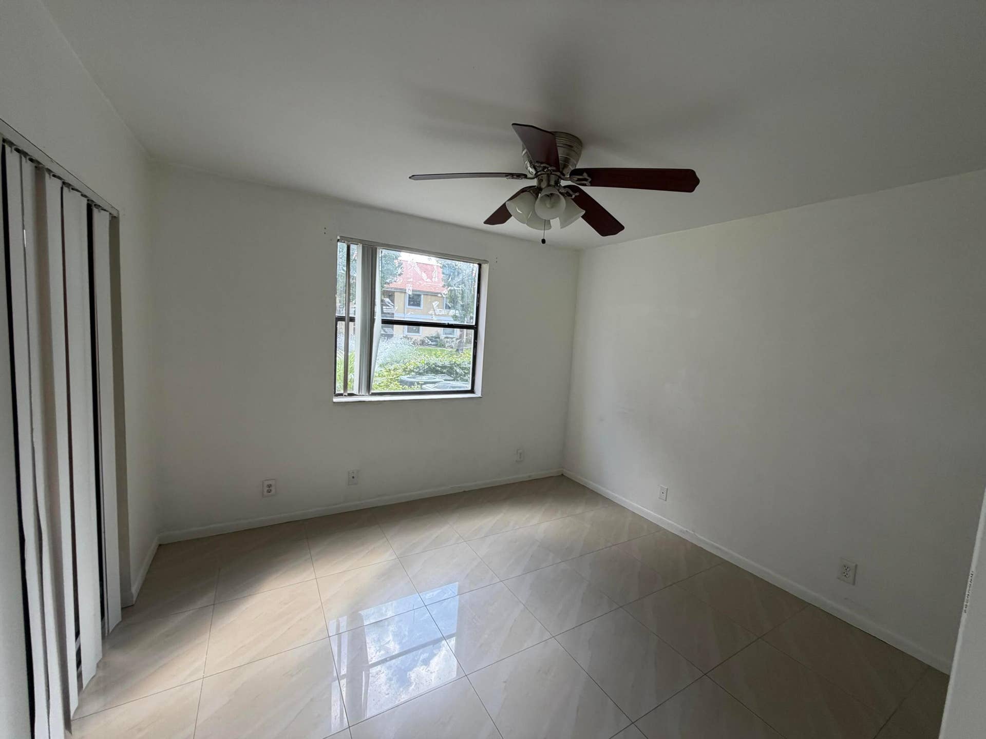 5841 Riverside Drive, #102-A3, Coral Springs, FL 33067 IMG_4736