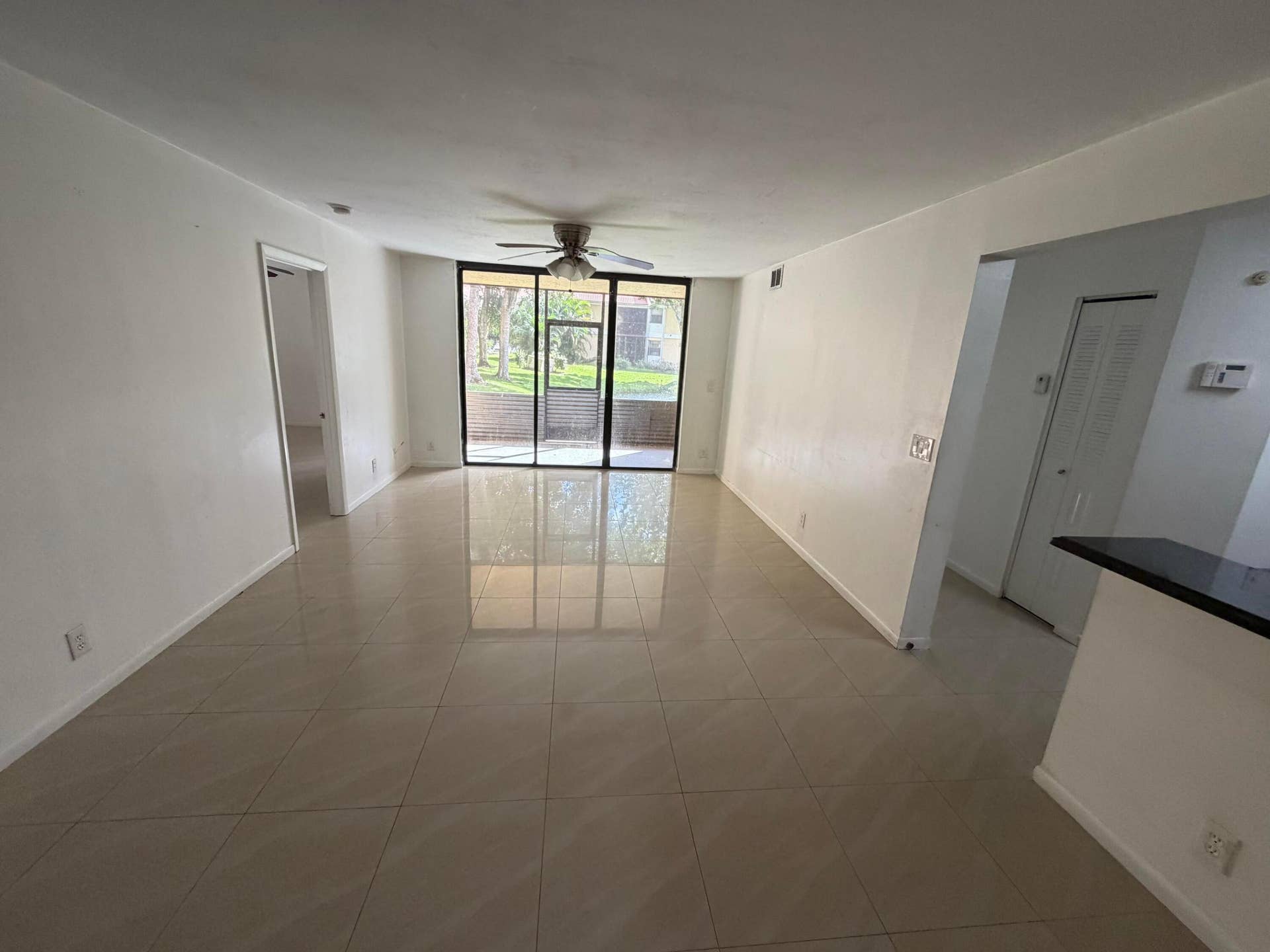 5841 Riverside Drive, #102-A3, Coral Springs, FL 33067 IMG_4747