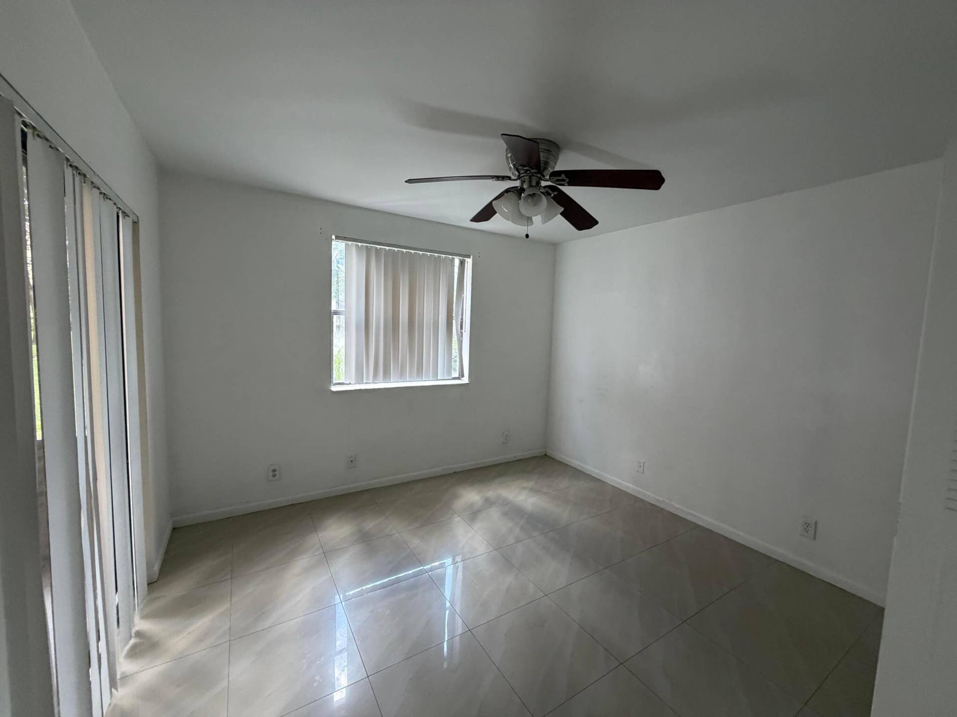 5841 Riverside Drive, #102-A3, Coral Springs, FL 33067 IMG_4735