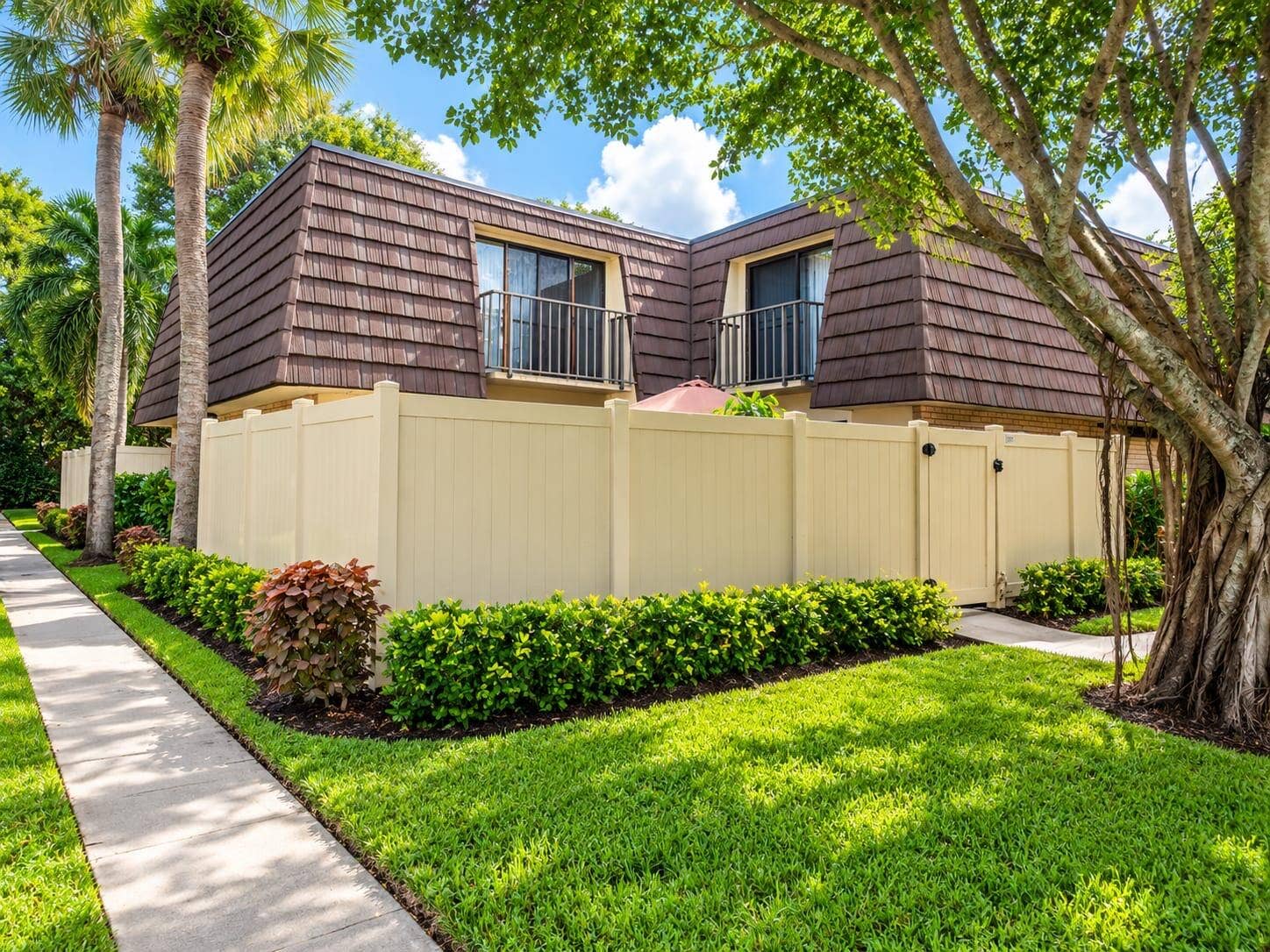 8017 80th Way, West Palm Beach, FL 33407 Welcome View