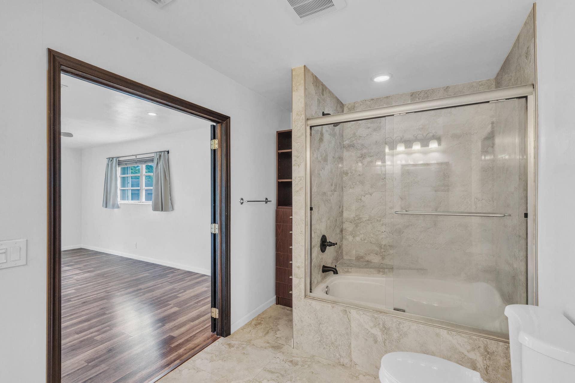 11 Primary Bath