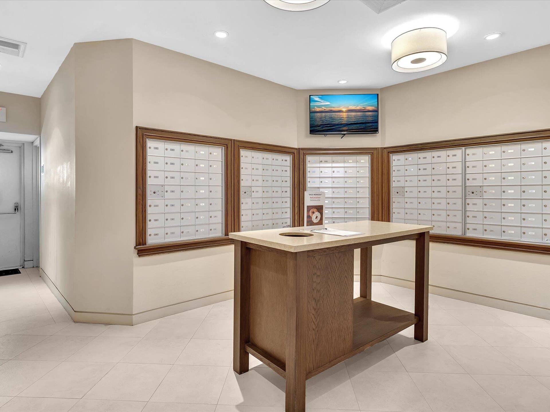 550 S Ocean Boulevard, #2209, Boca Raton, FL 33432 lagoon green