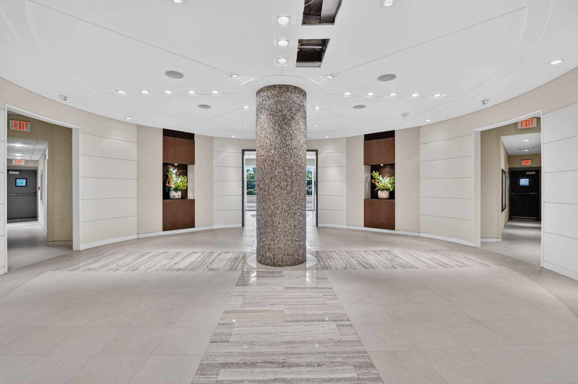550 S Ocean Boulevard, #2209, Boca Raton, FL 33432 Lobby