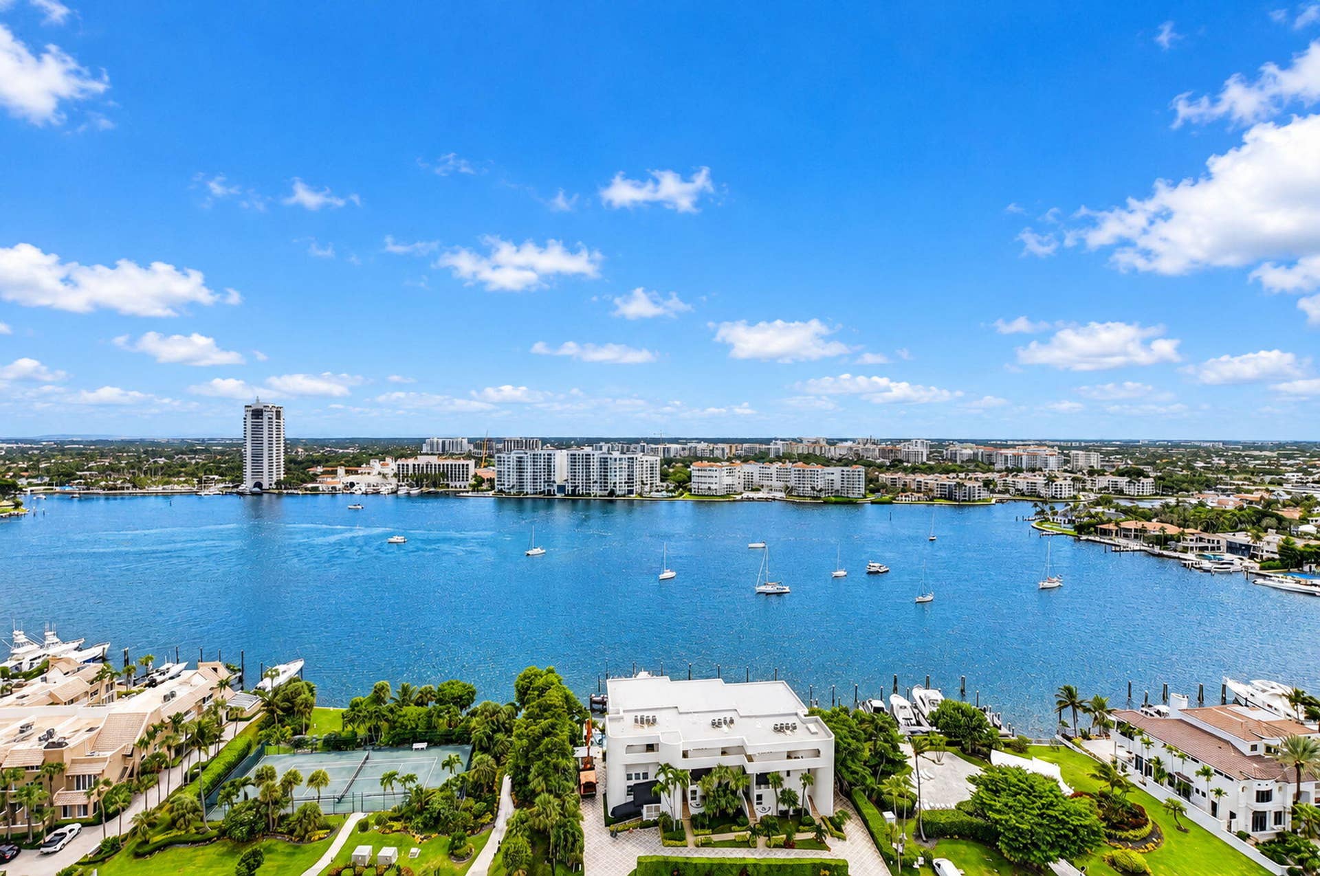 550 S Ocean Boulevard, #2209, Boca Raton, FL 33432 All Rooms Have Direct ICW Views