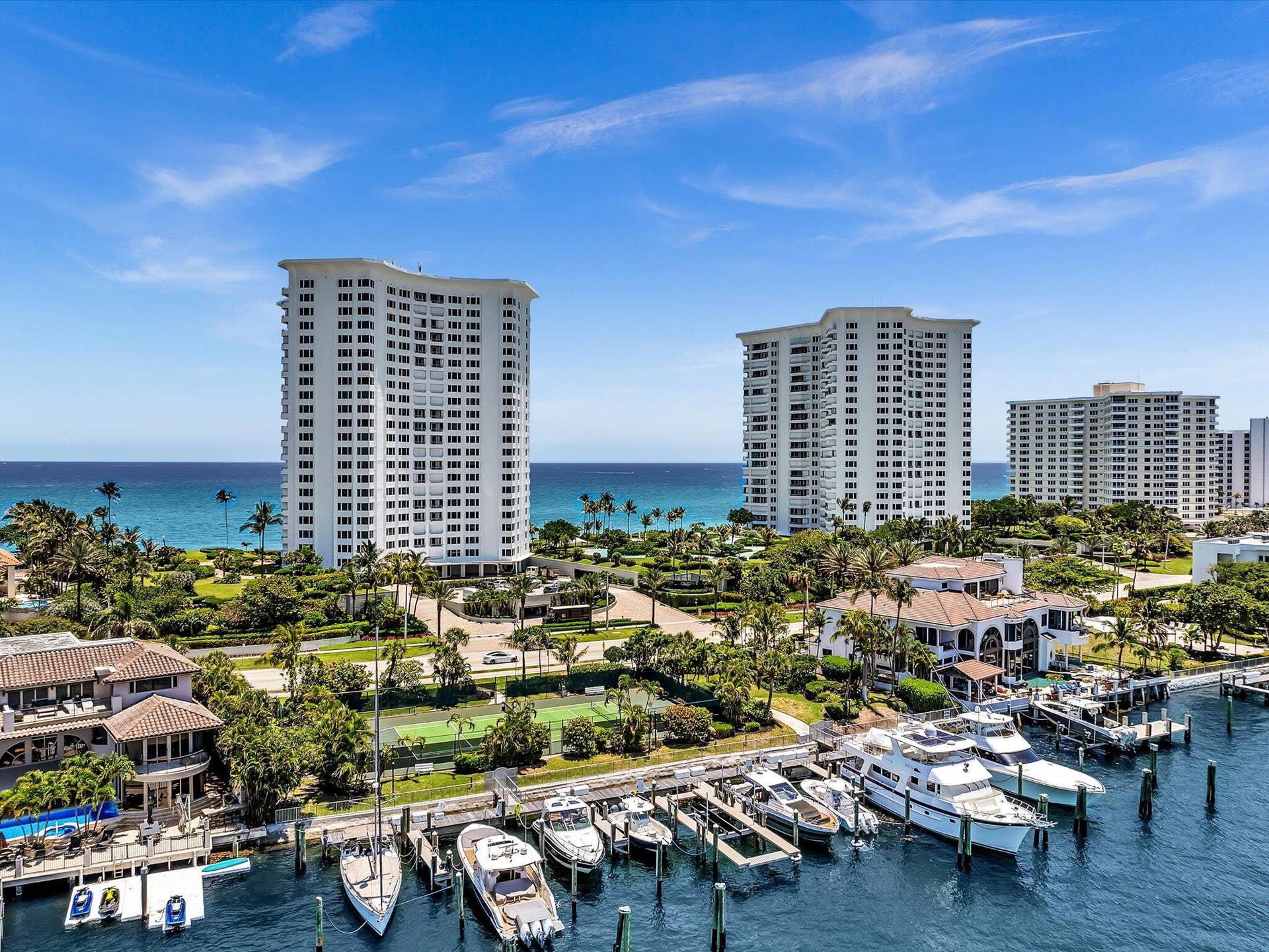 550 S Ocean Boulevard, #2209, Boca Raton, FL 33432 2 Tennis/Pickleball Courts, Marina & Docks, Party Pavilion & BBQ Area