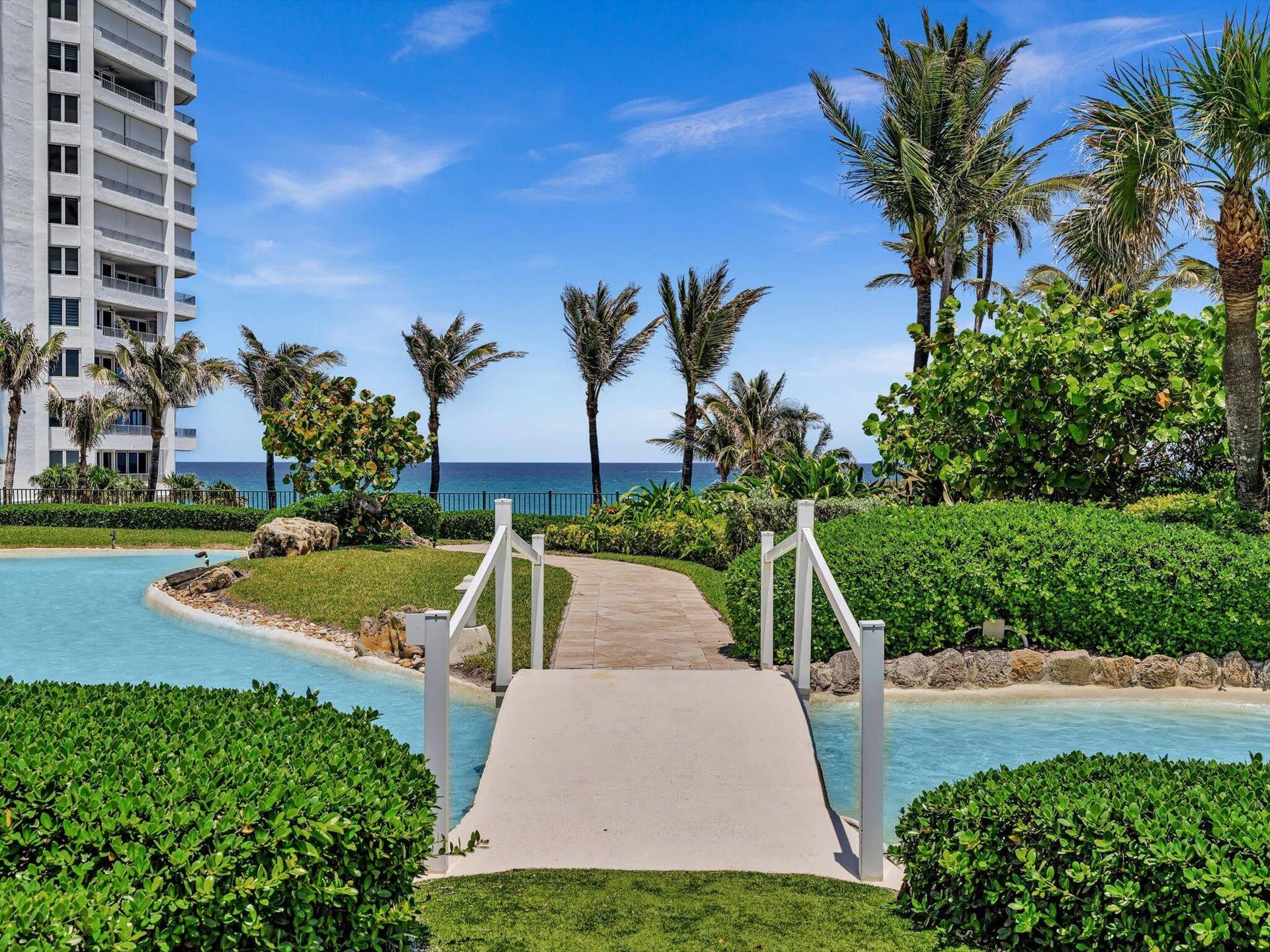 550 S Ocean Boulevard, #2209, Boca Raton, FL 33432 Lagoon Path