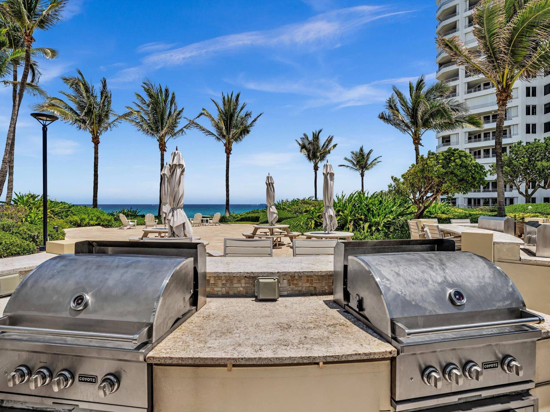 550 S Ocean Boulevard, #2209, Boca Raton, FL 33432 Pingpong Table