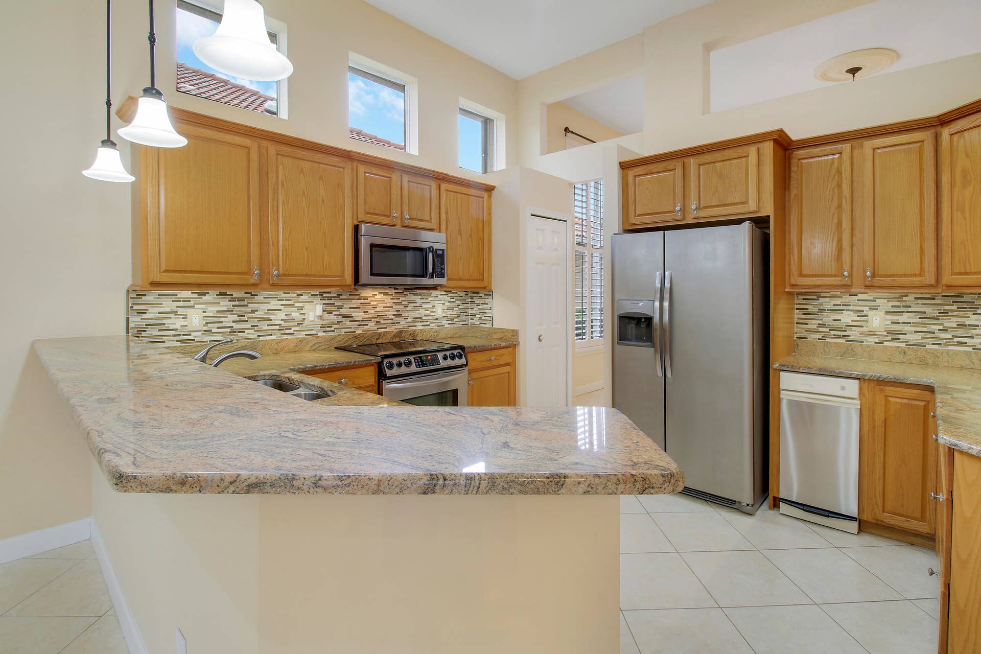 7603 Greenbrier Circle, Port St Lucie, FL 34986 Kitchen