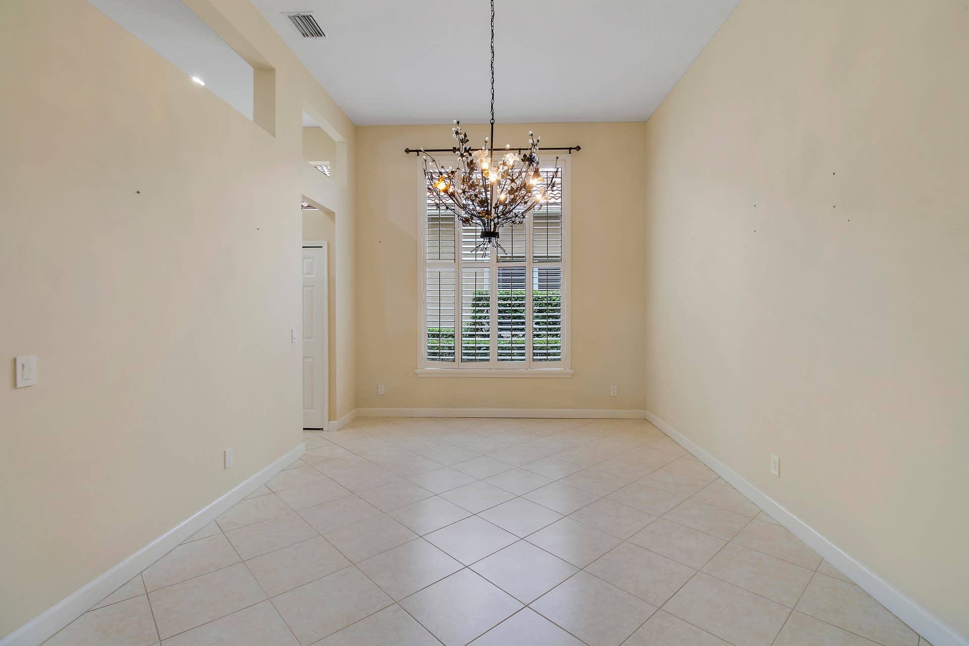 7603 Greenbrier Circle, Port St Lucie, FL 34986 Dining Room