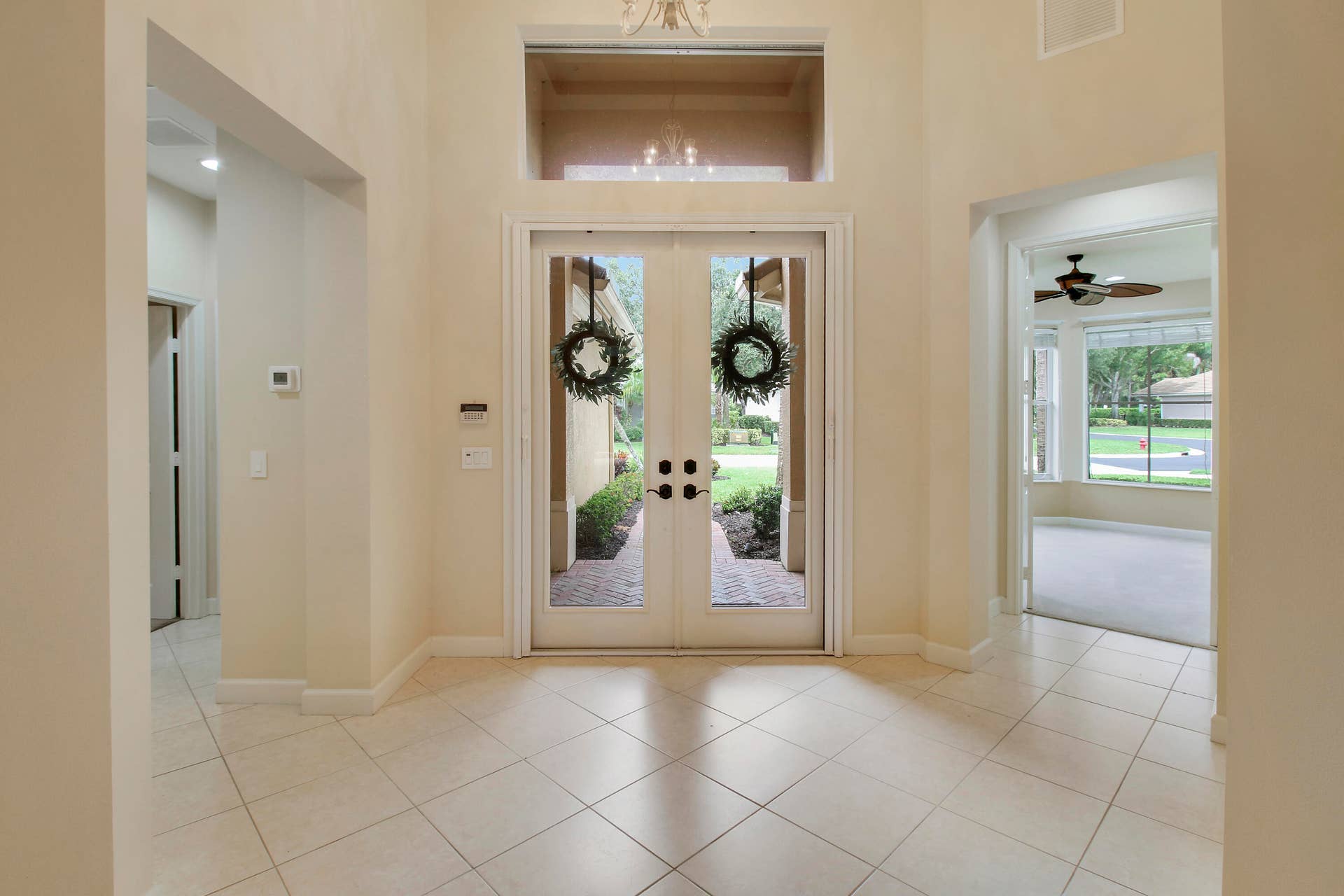 7603 Greenbrier Circle, Port St Lucie, FL 34986 Foyer