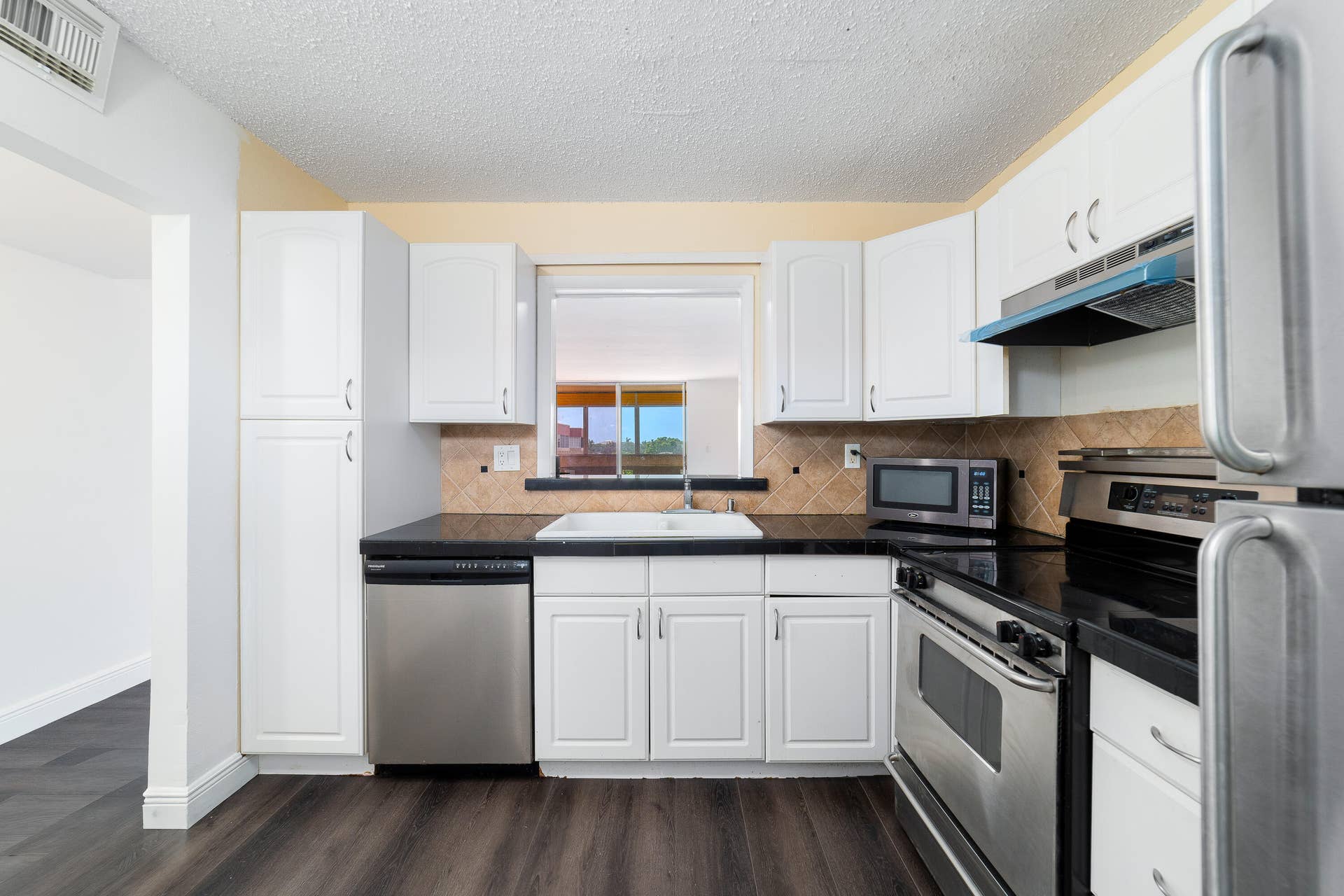 408 NW 68th Avenue, #502, Plantation, FL 33317 DSC02182