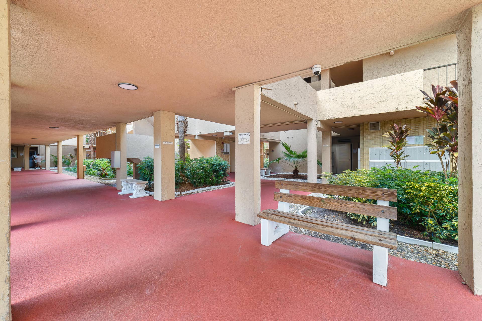 408 NW 68th Avenue, #502, Plantation, FL 33317 DSC02076
