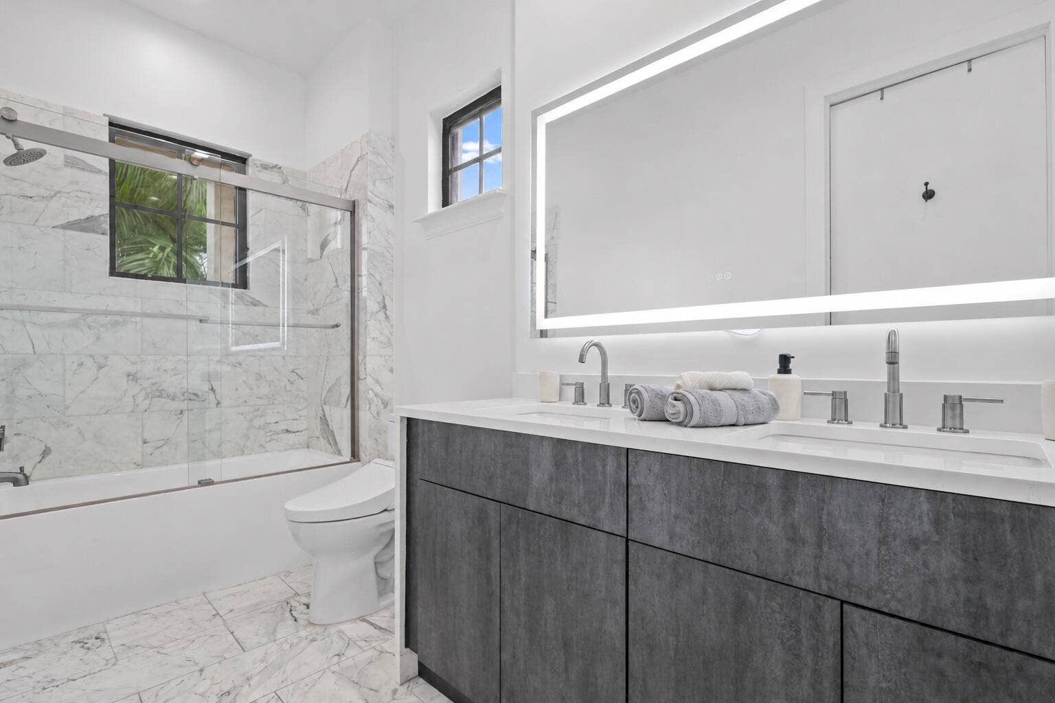 9417 SATINLEAF Place, Parkland, FL 33076 bathroom 3
