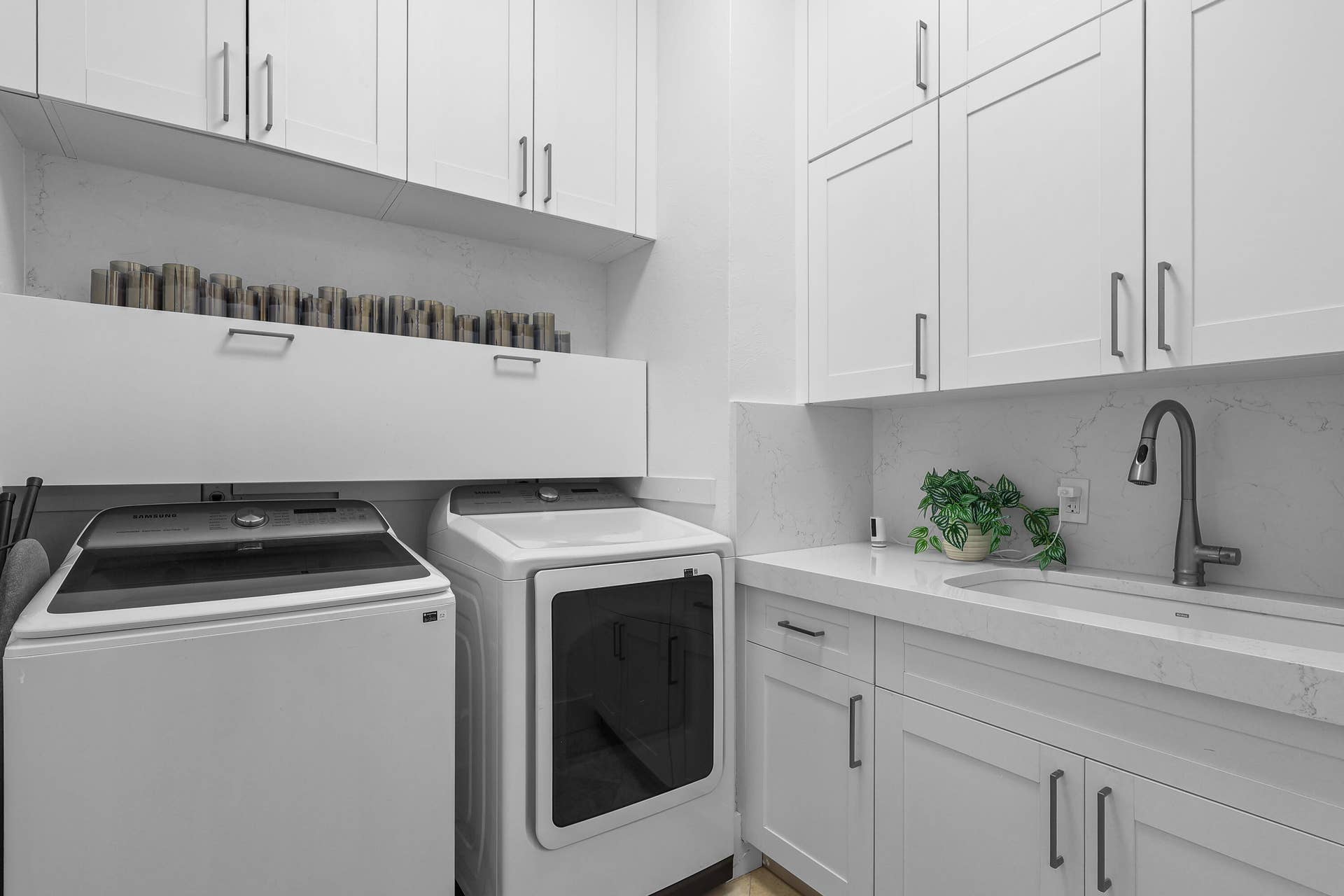 9417 SATINLEAF Place, Parkland, FL 33076 Laundry