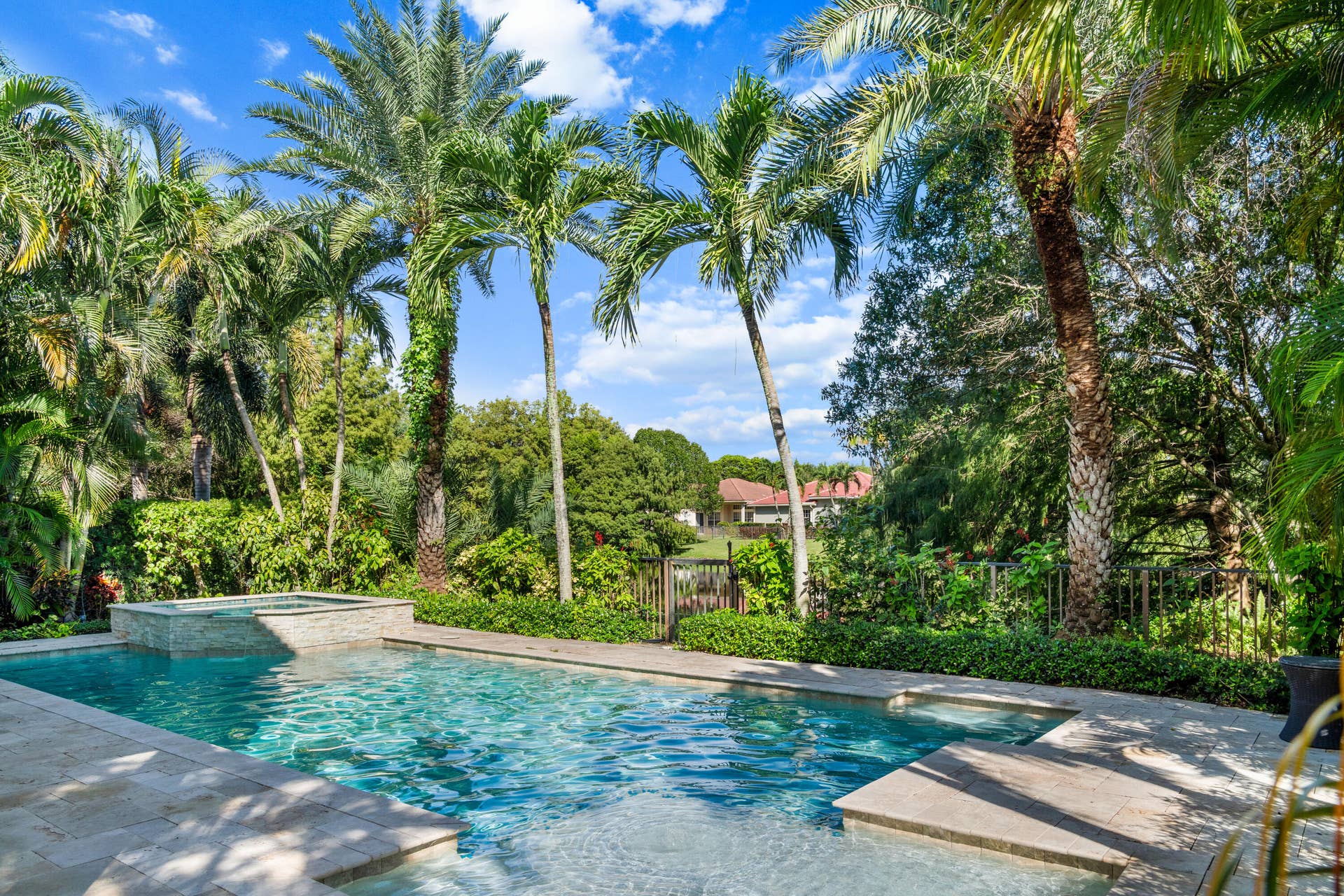 182 Via Veracruz, Jupiter, FL 33458 Pool