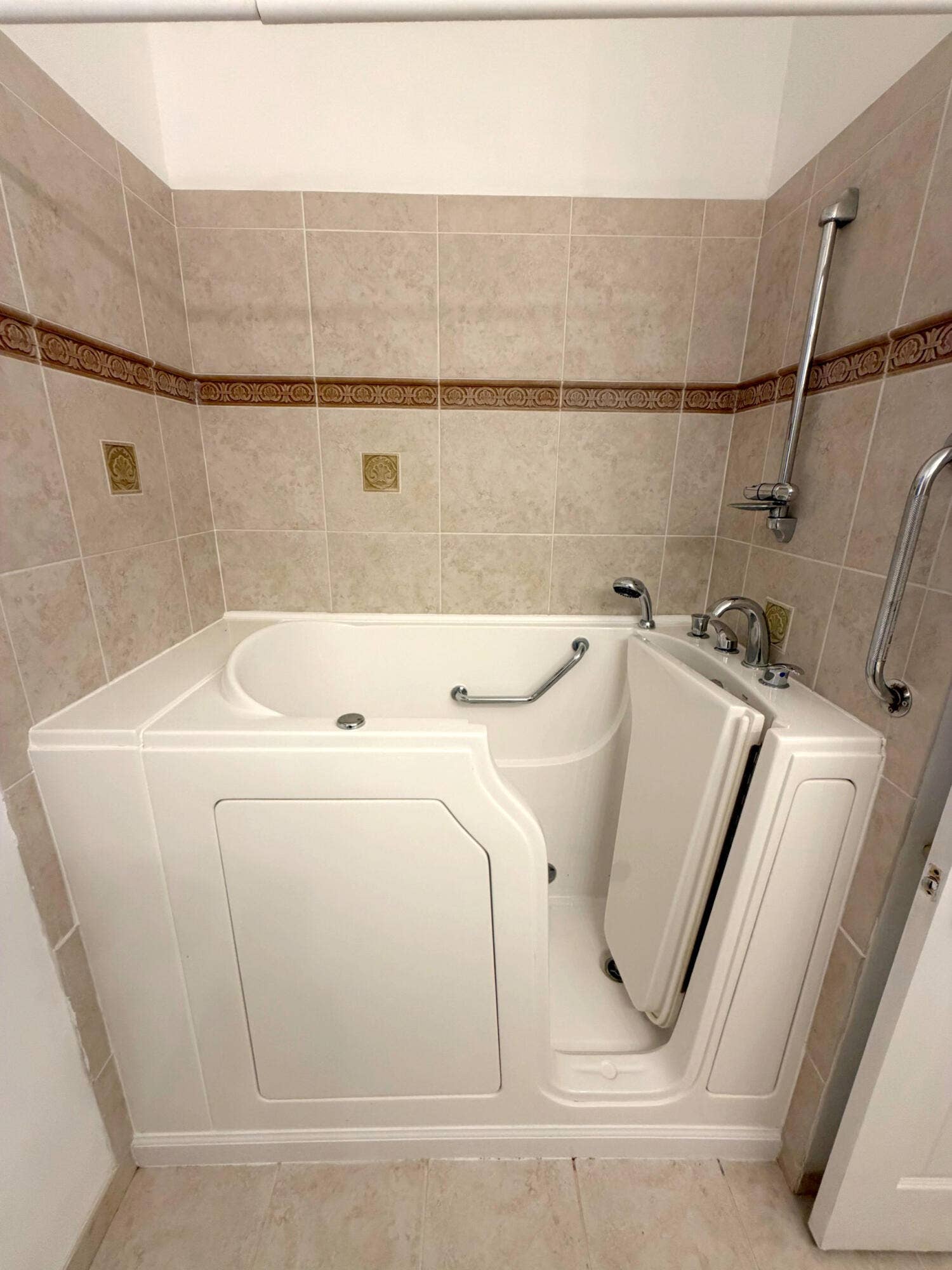 5183 SE Graham Drive, Stuart, FL 34997 Happy walk-in-tub-open-brighter