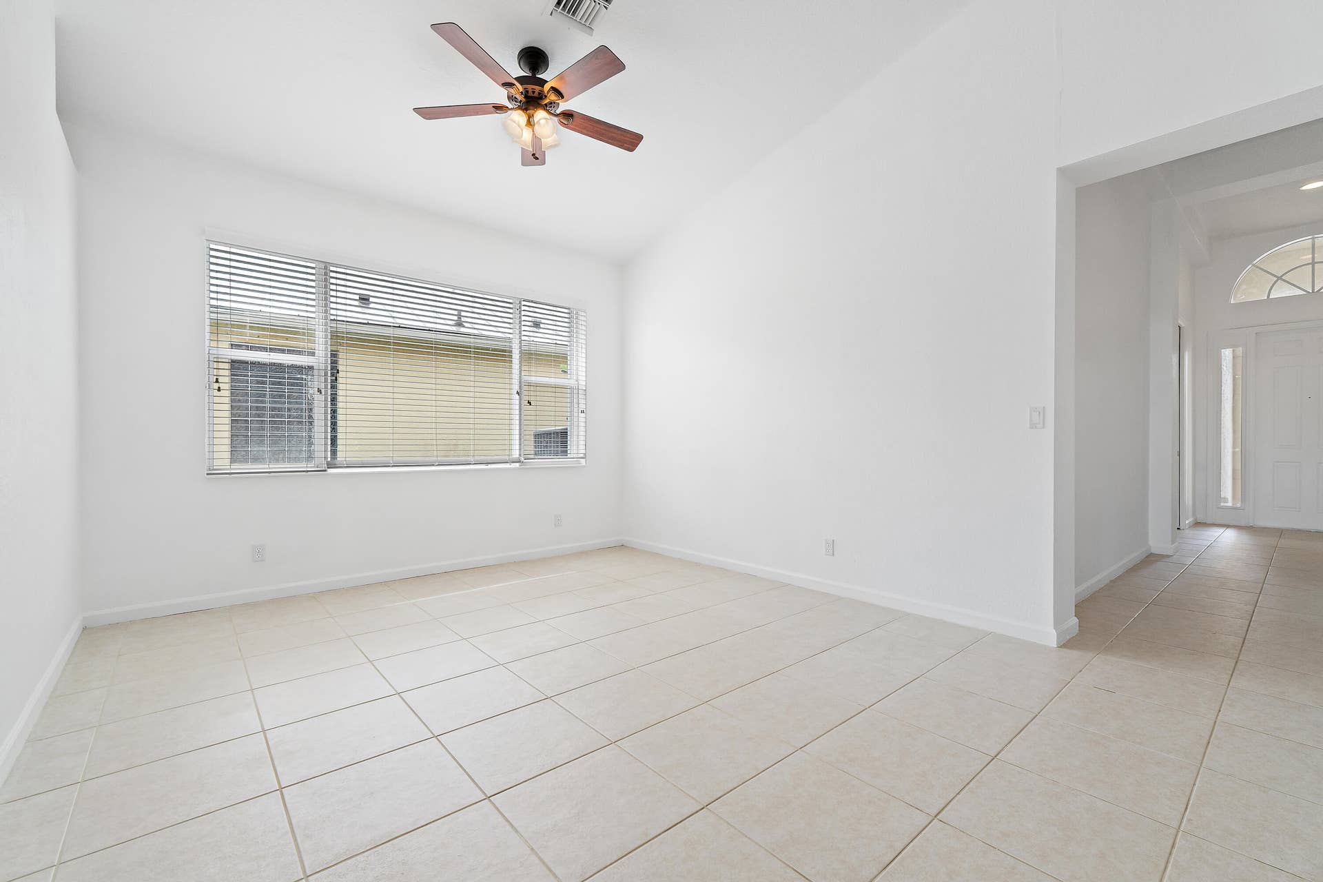 5183 SE Graham Drive, Stuart, FL 34997 5183 DINING: FLEX A