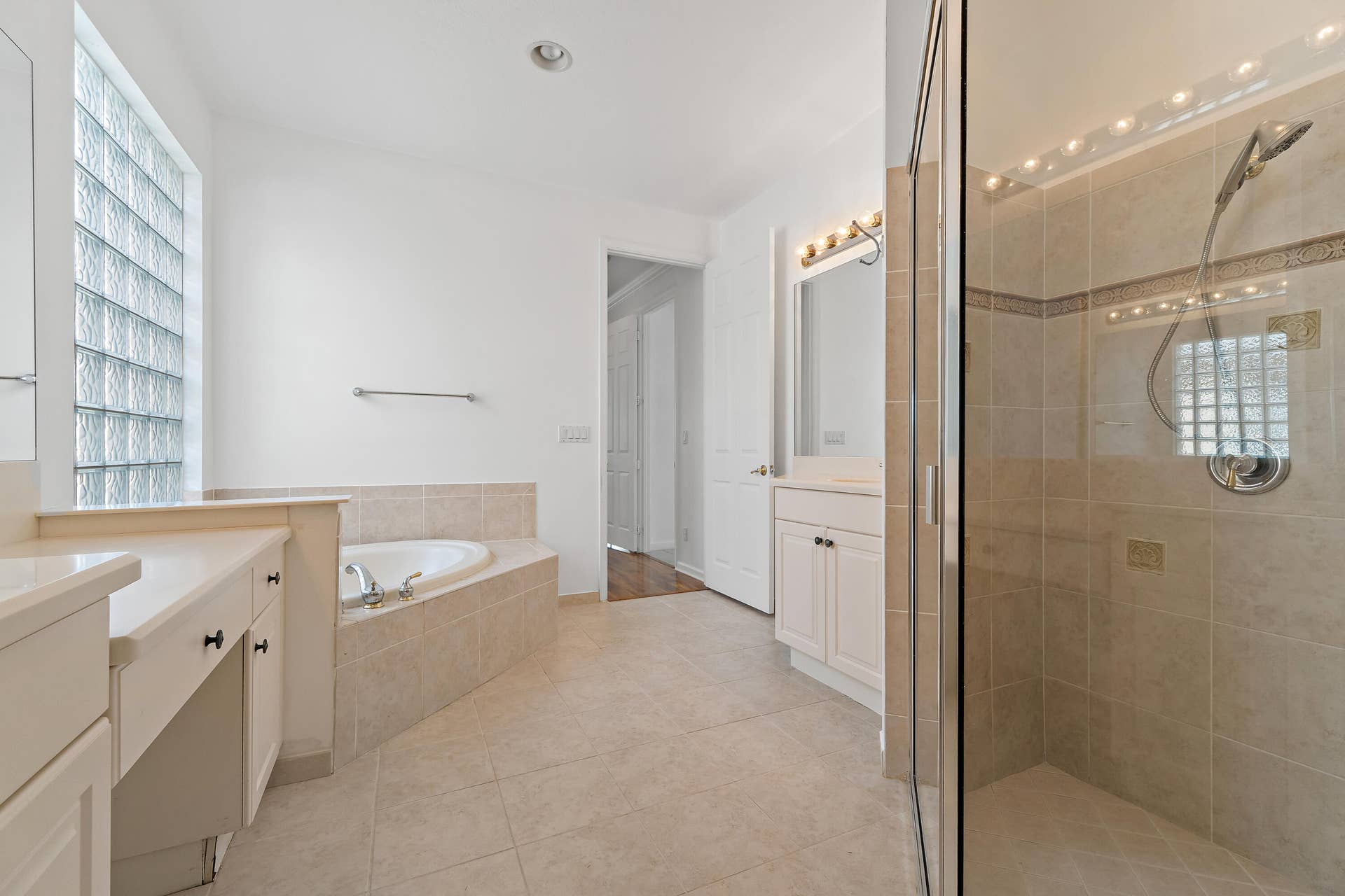5183 SE Graham Drive, Stuart, FL 34997 5183 BATH 1B