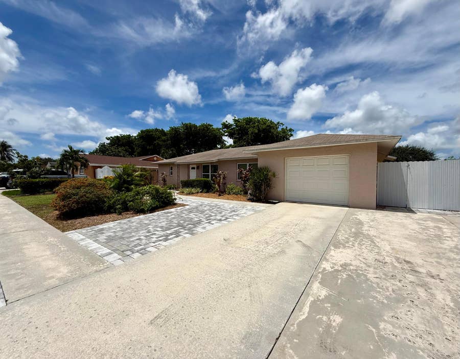 Property photo for 1403 W Libby Drive, West Palm Beach, FL