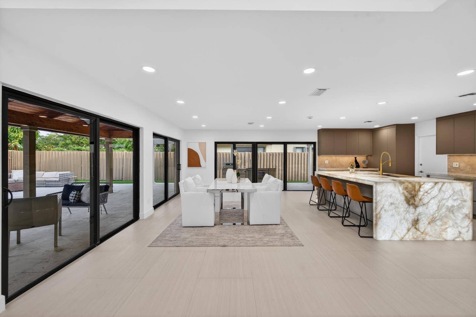3088 NW 26TH Avenue, Boca Raton, FL 33434 Dining room