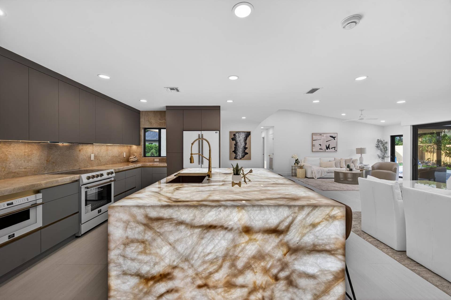 3088 NW 26TH Avenue, Boca Raton, FL 33434 Kitchen