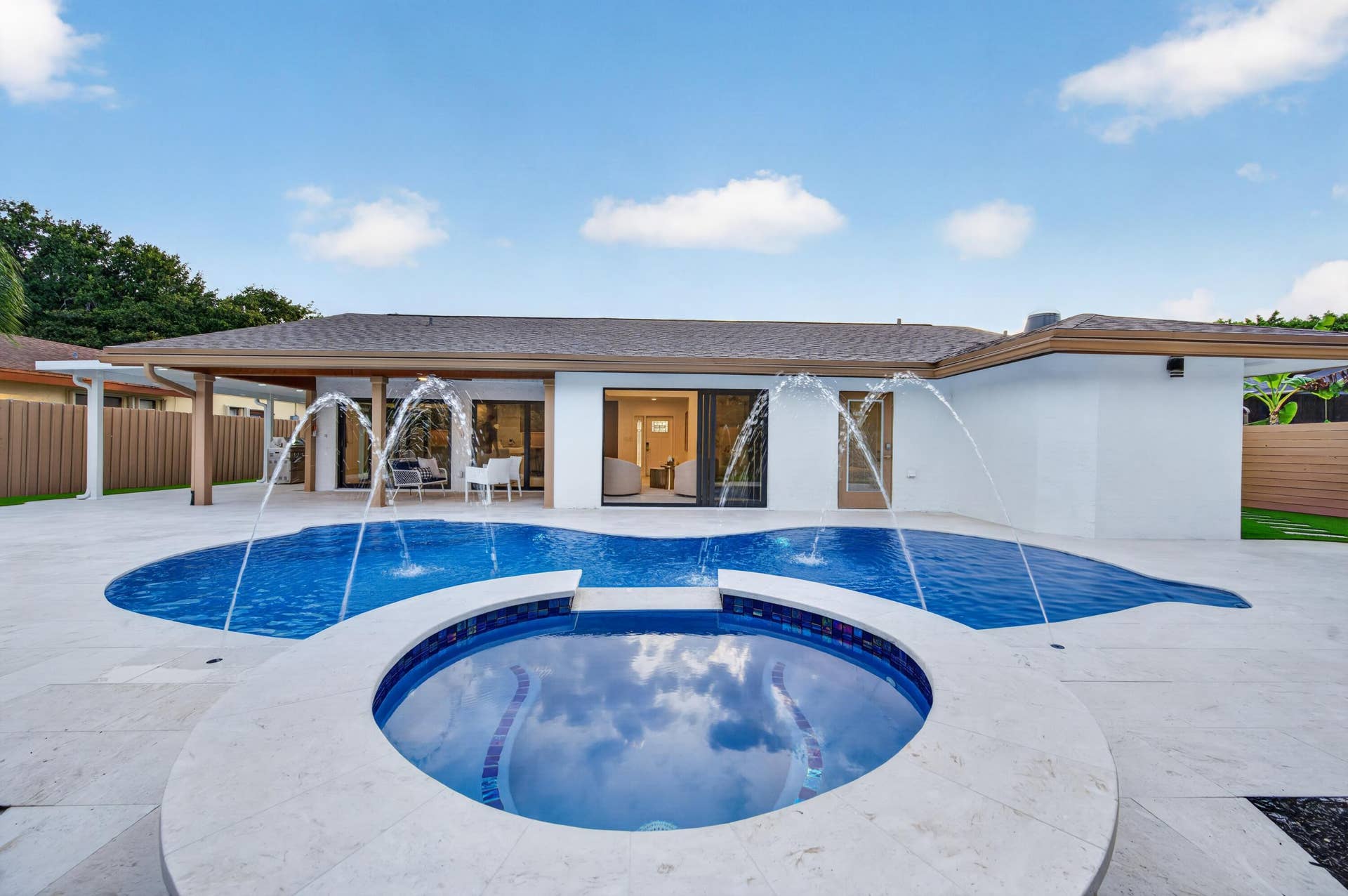3088 NW 26TH Avenue, Boca Raton, FL 33434 Backyard oasis