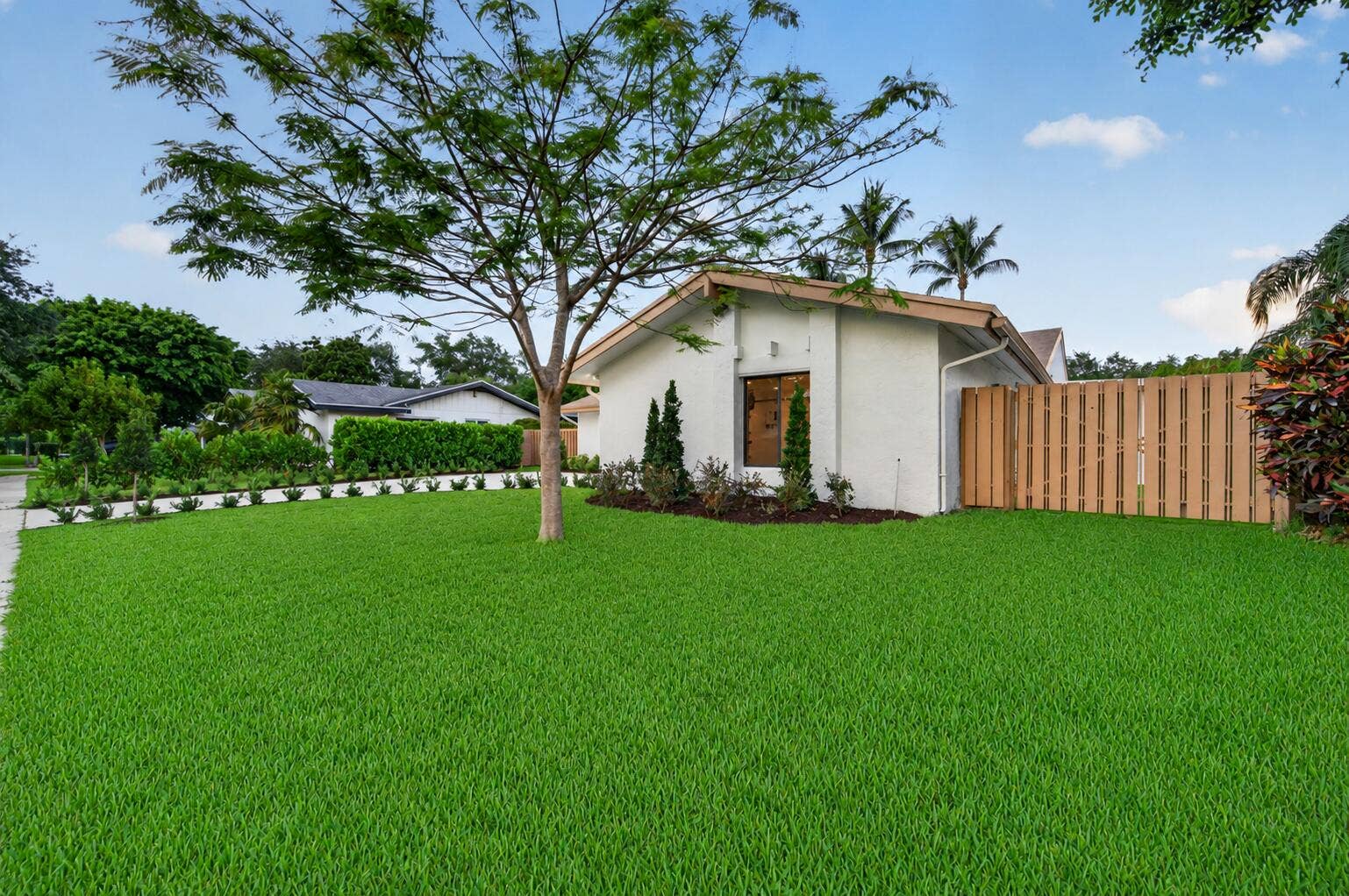 3088 NW 26TH Avenue, Boca Raton, FL 33434 Front yard side shot