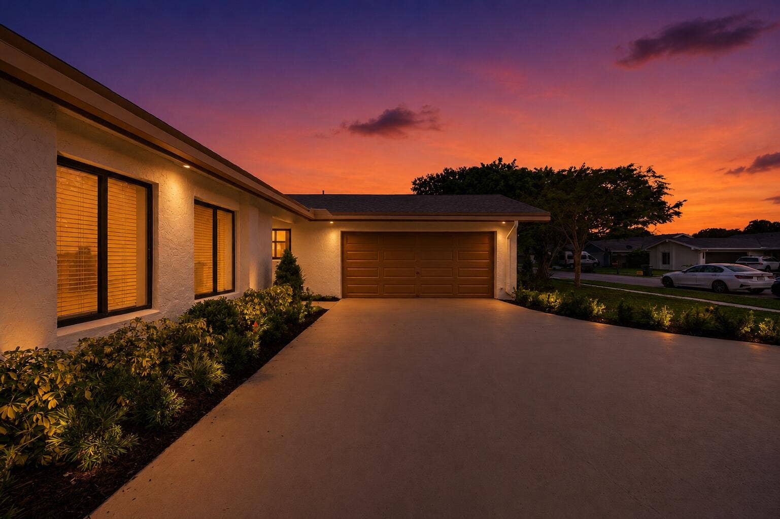 3088 NW 26TH Avenue, Boca Raton, FL 33434 Garage view