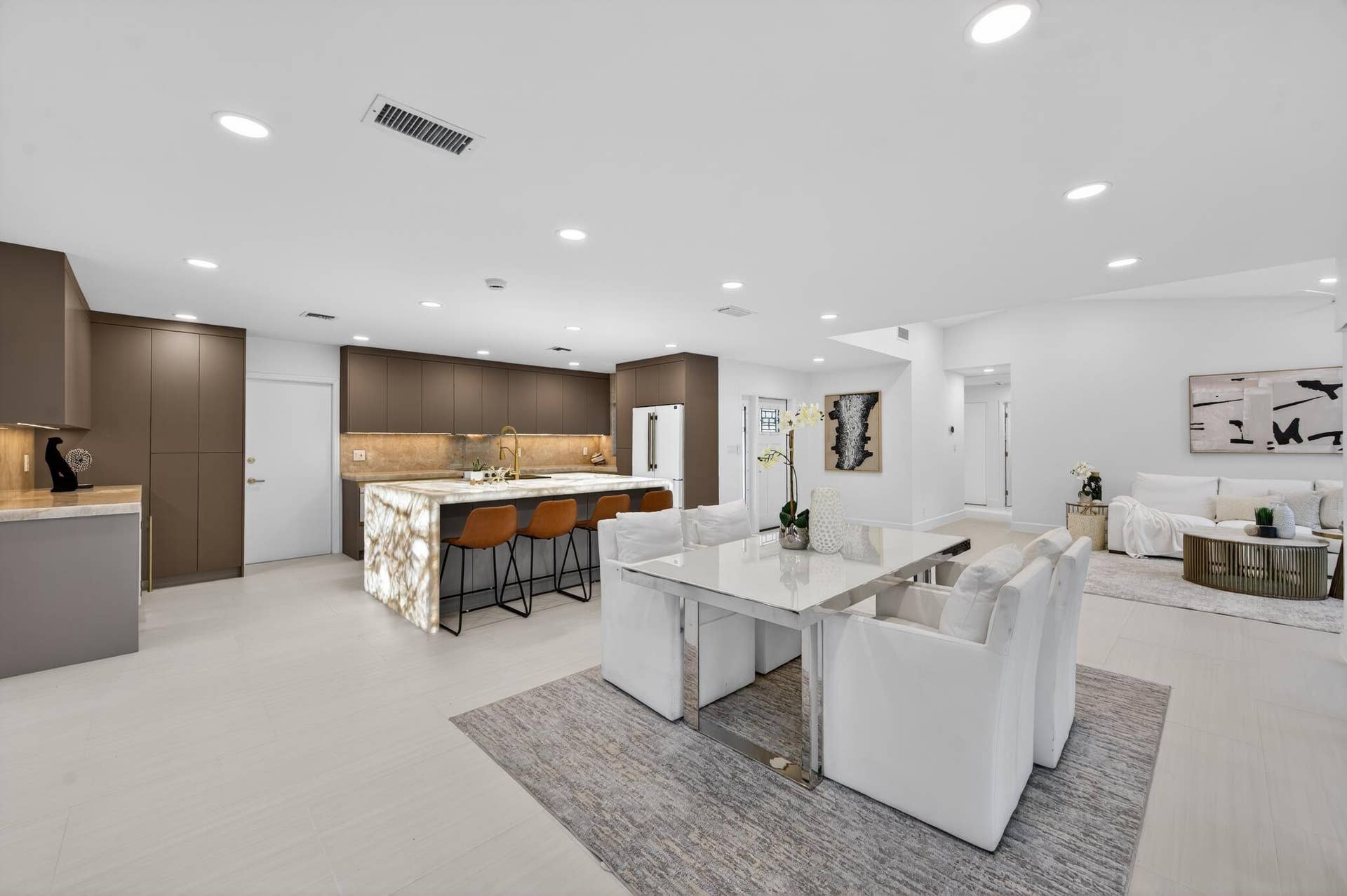 3088 NW 26TH Avenue, Boca Raton, FL 33434 Dining room
